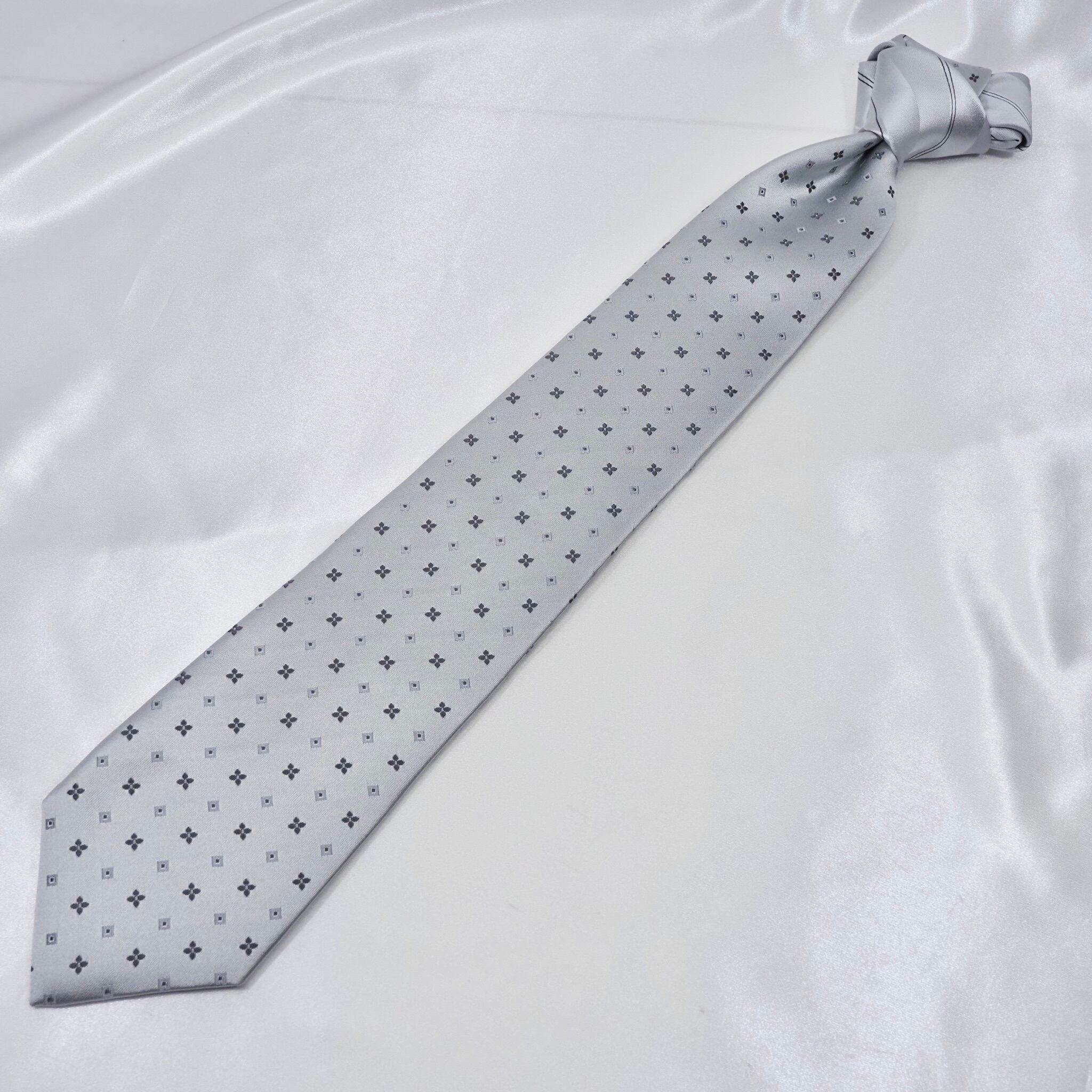 礼装クレリックタイ