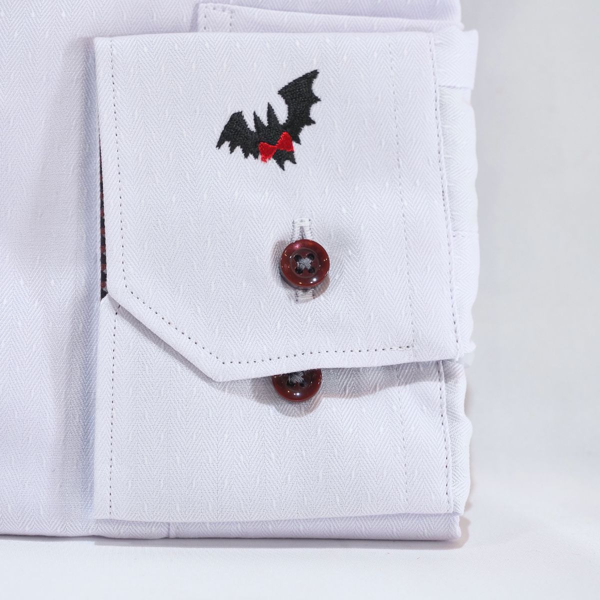 【長袖 S】左カフスコウモリ刺繍シャツ