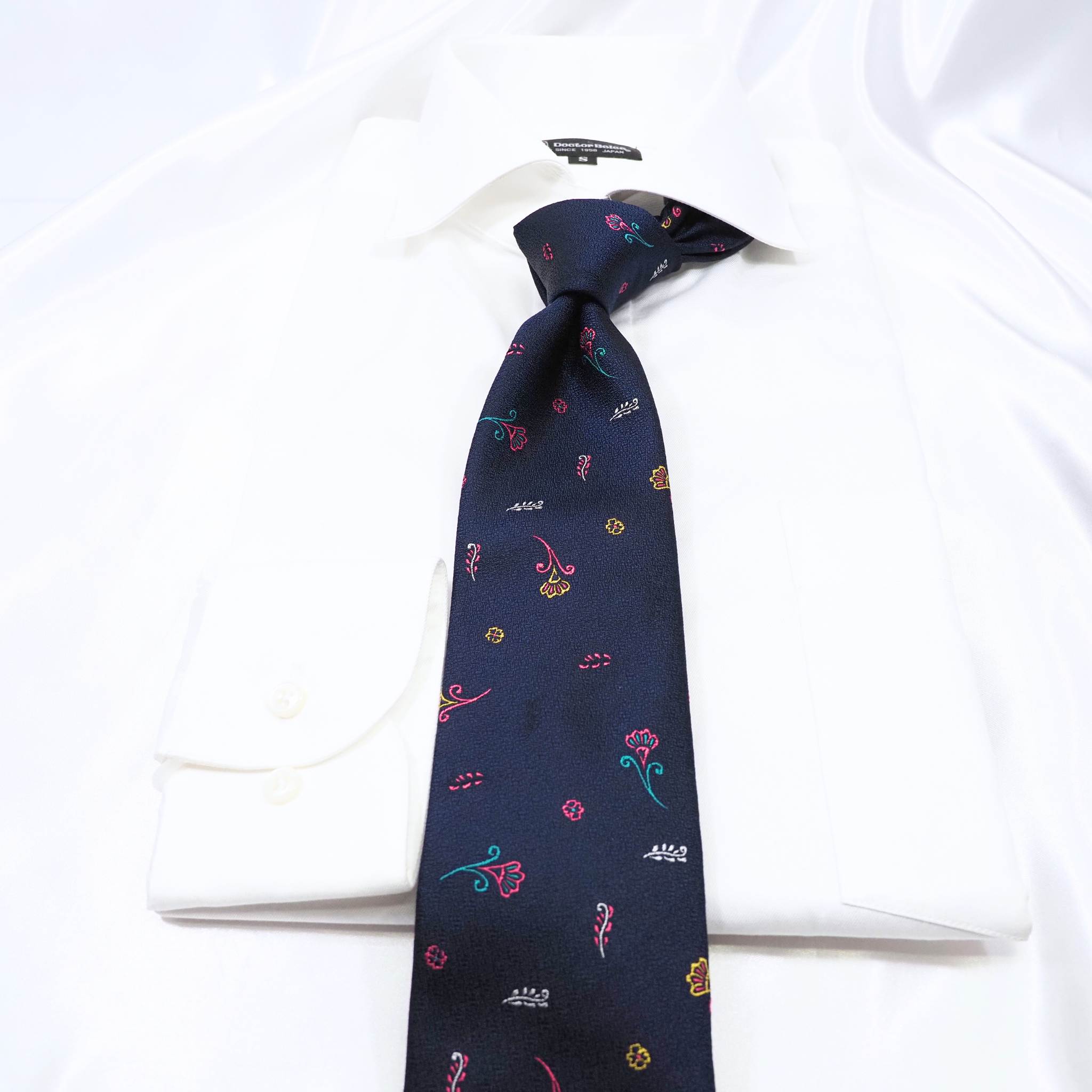 ゴールドネームタイ