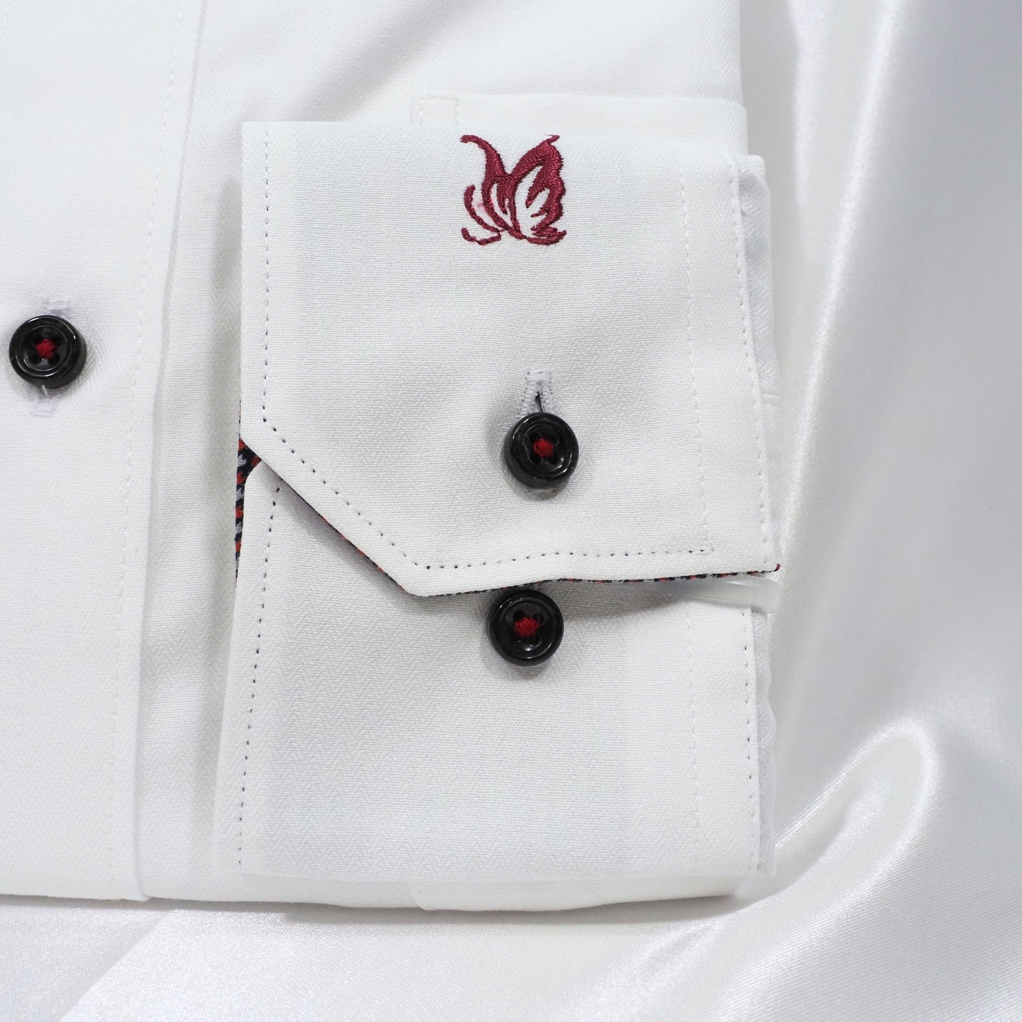 【長袖 L】左カフスバタフライ刺繍シャツ
