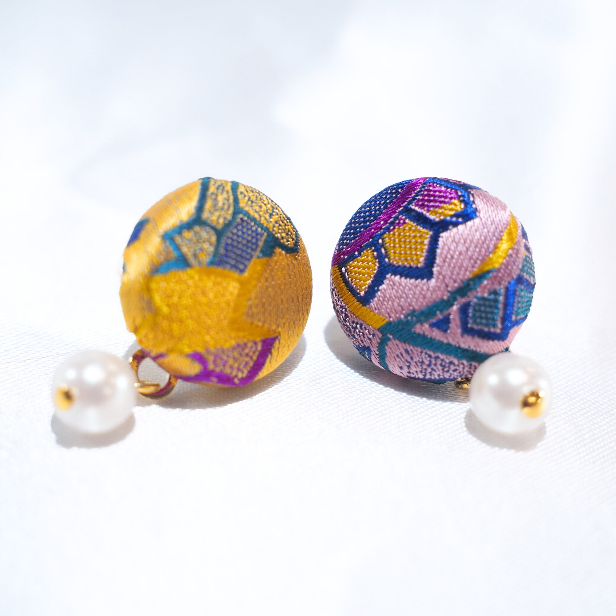 VANNERS SILK ピアス⑪