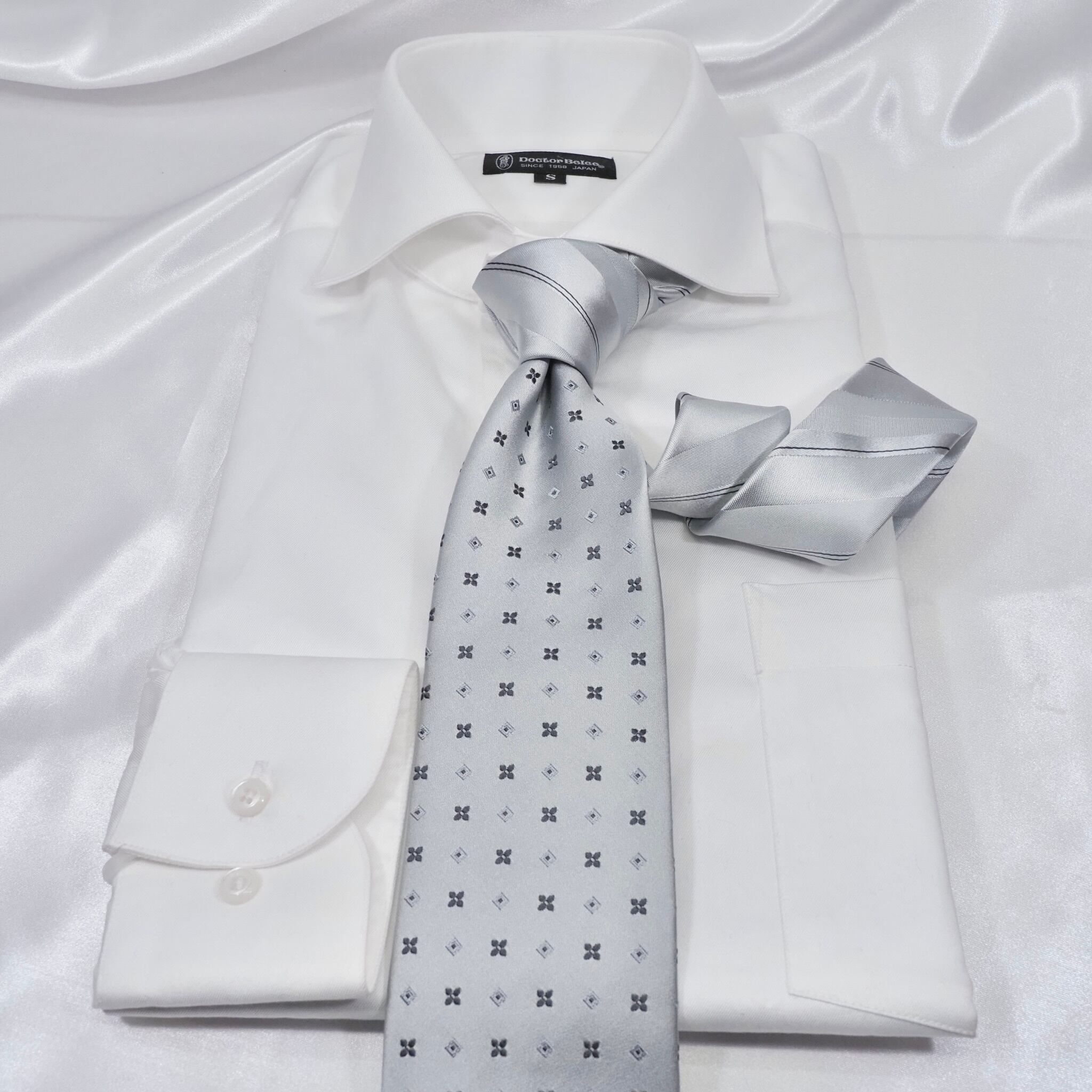 礼装クレリックタイ