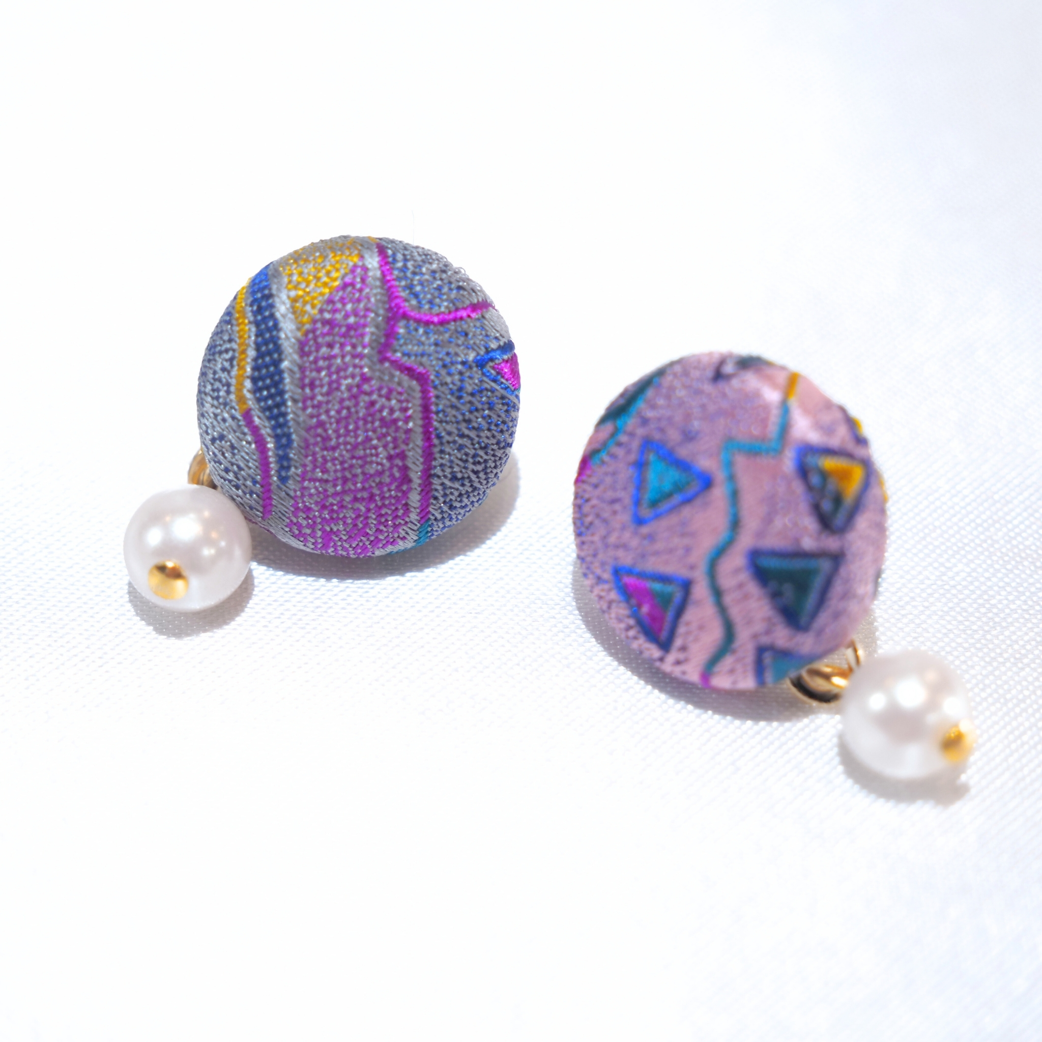 VANNERS SILK ピアス⑤