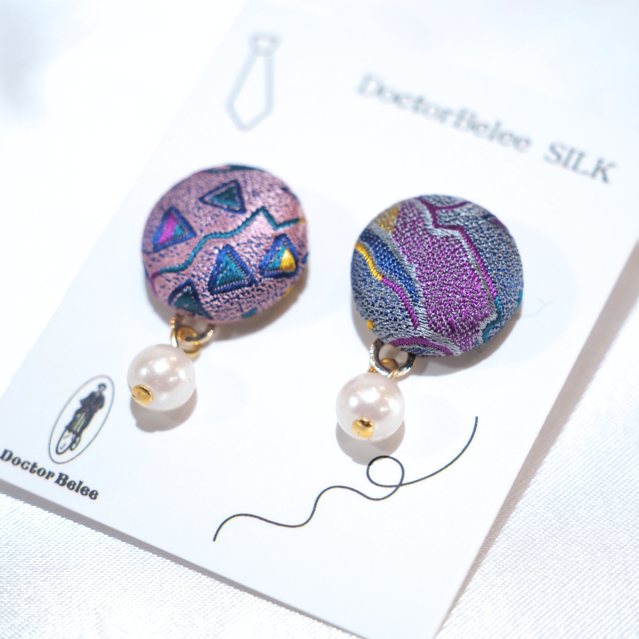 VANNERS SILK ピアス⑤