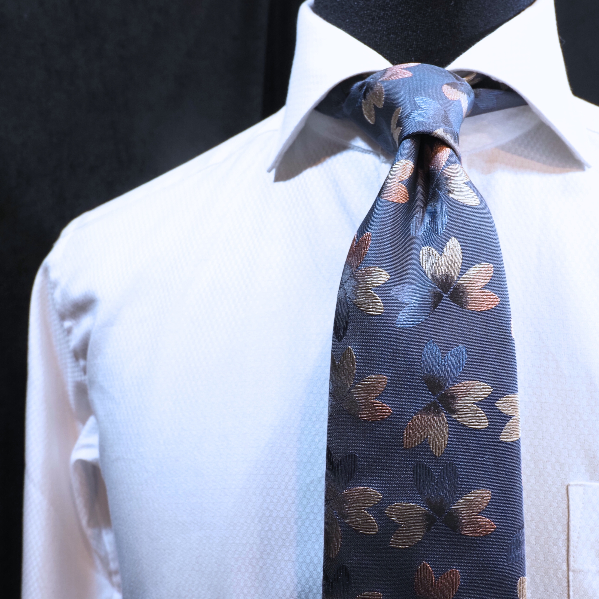 ブルーネームタイ