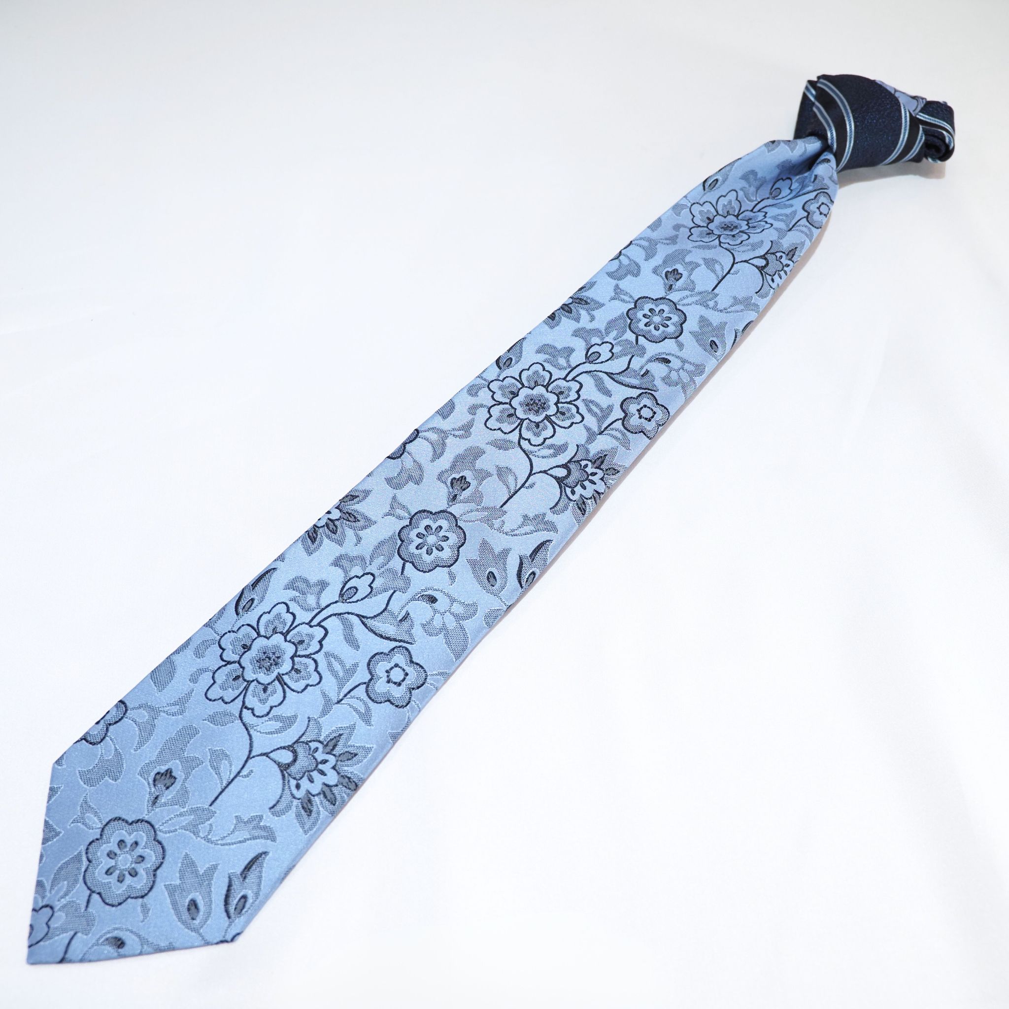 クレリックタイ