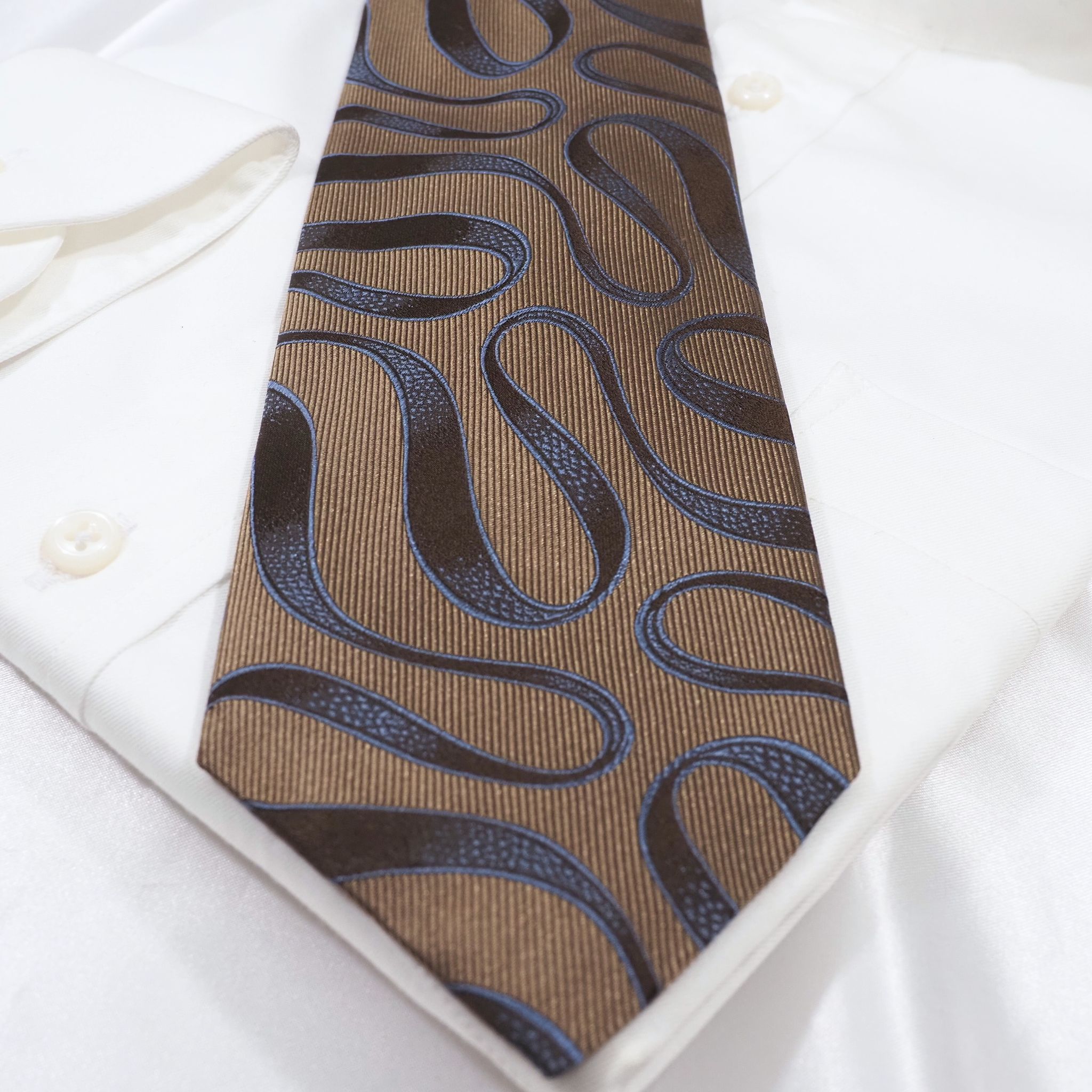 ブルーネームタイ