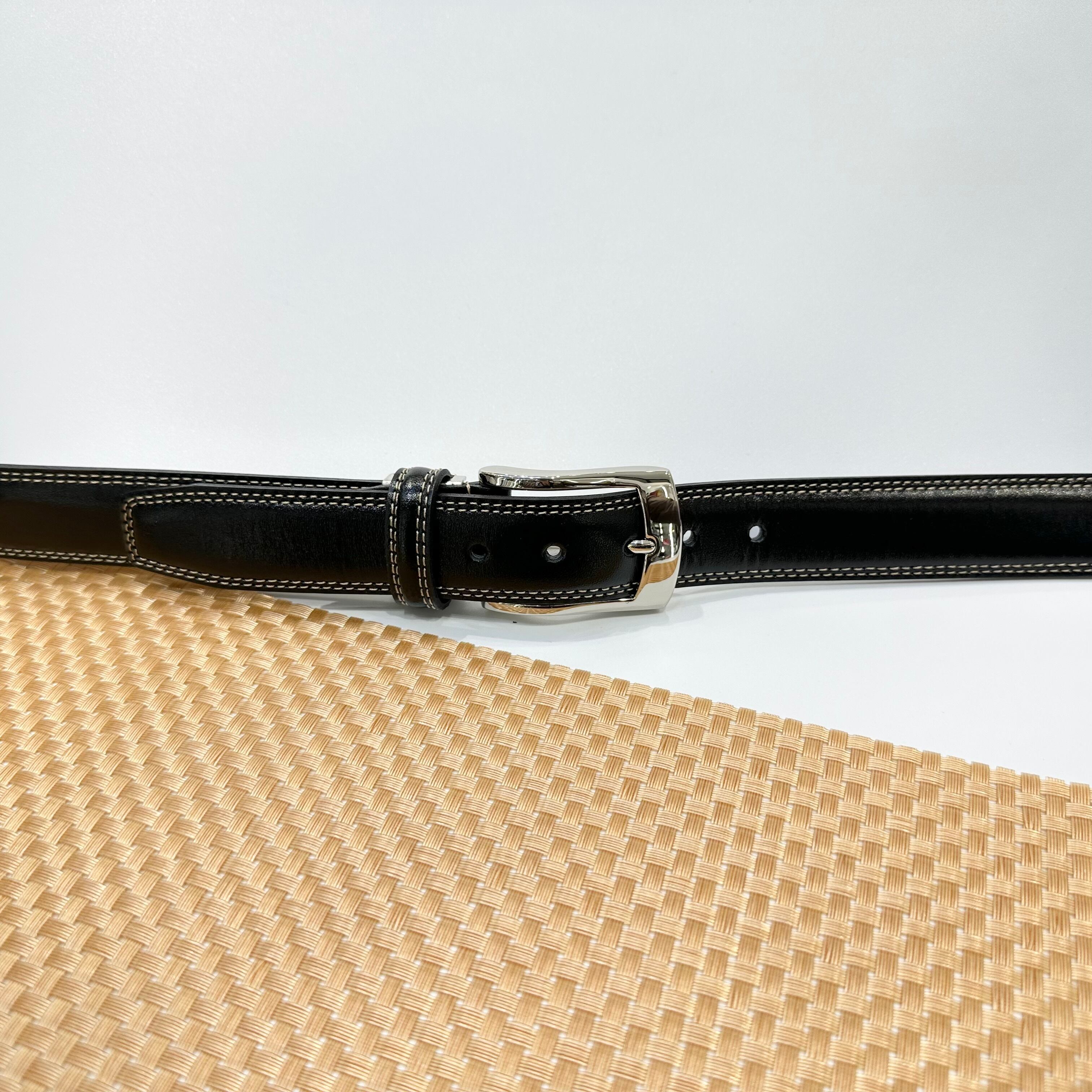 国産本革ベルト【黒】