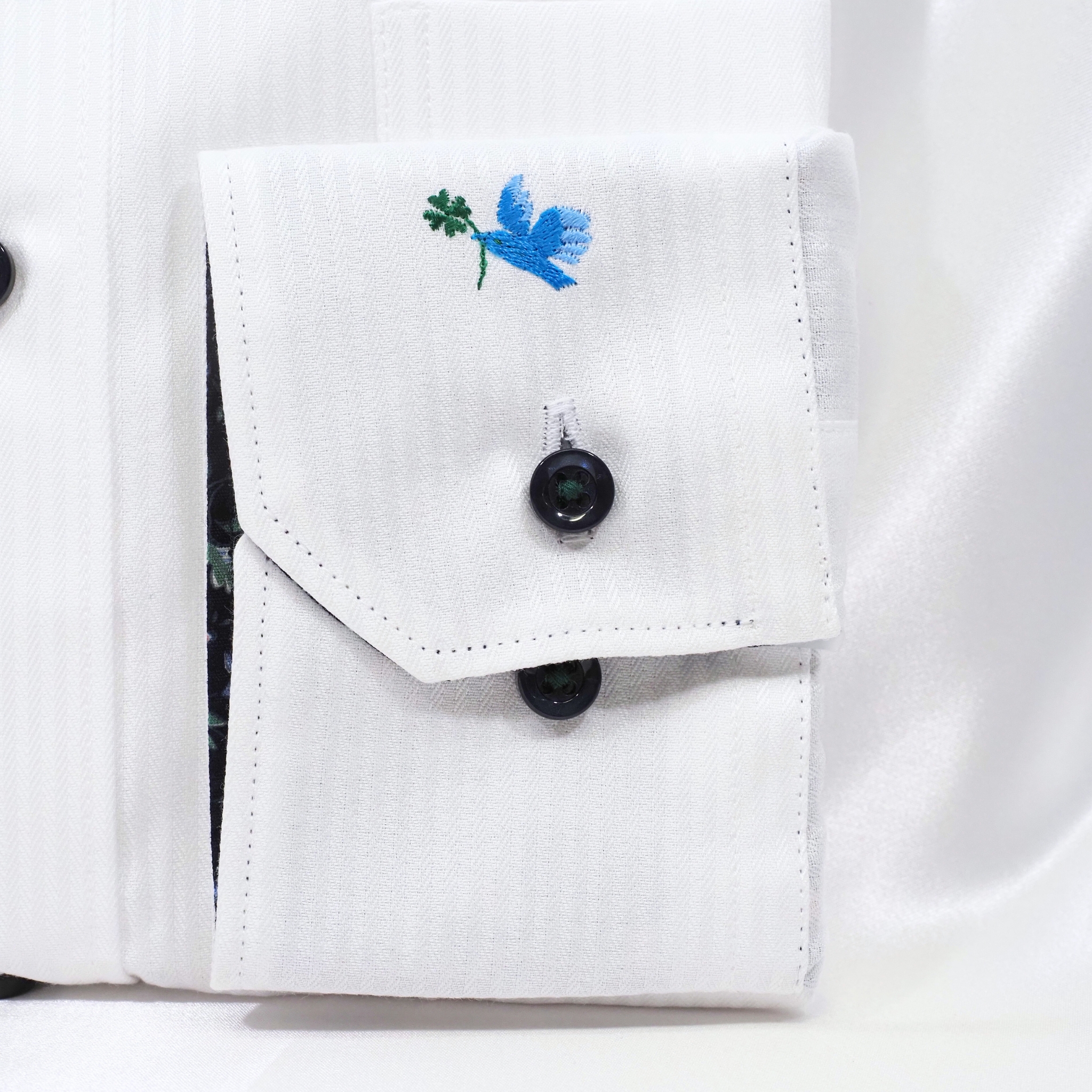 【長袖 L】左カフスブル—バード刺繍シャツ