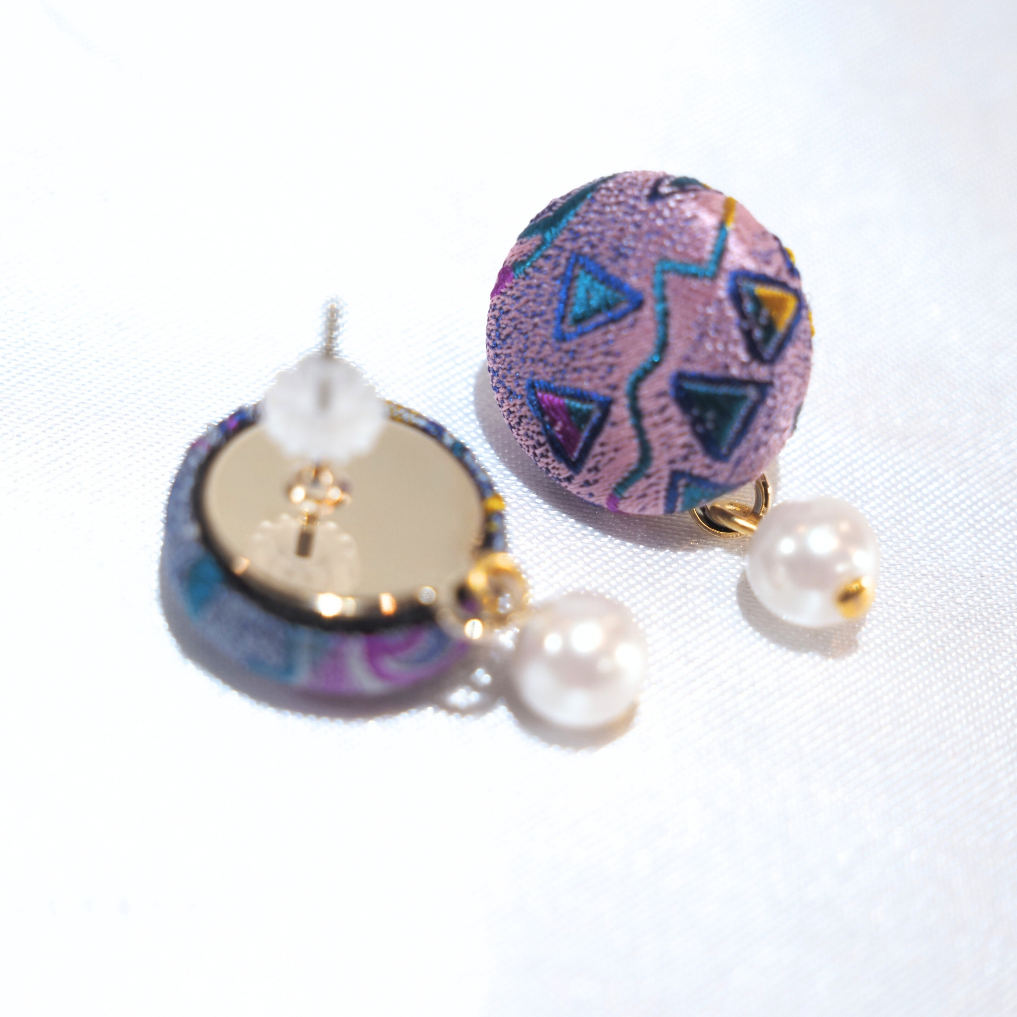 VANNERS SILK ピアス⑤