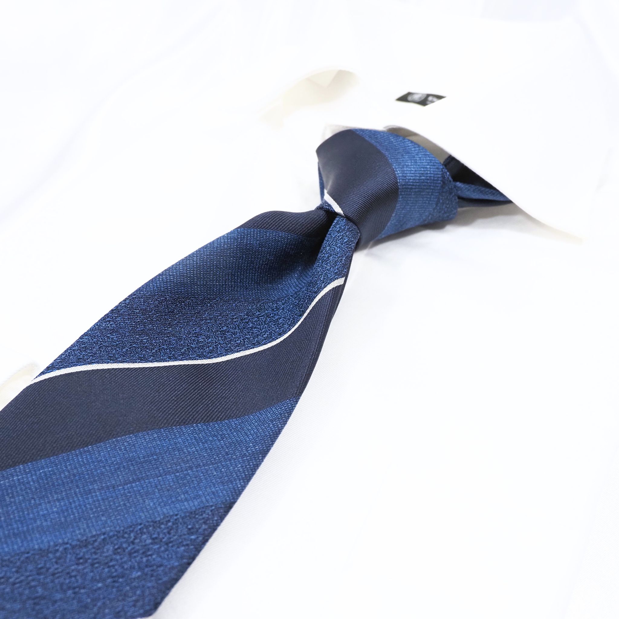 ブルーネームタイ