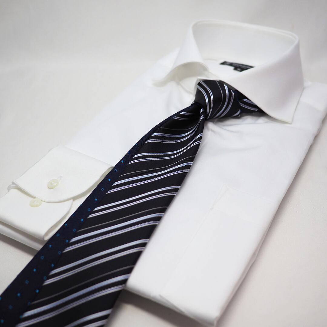 ツインフェースタイ