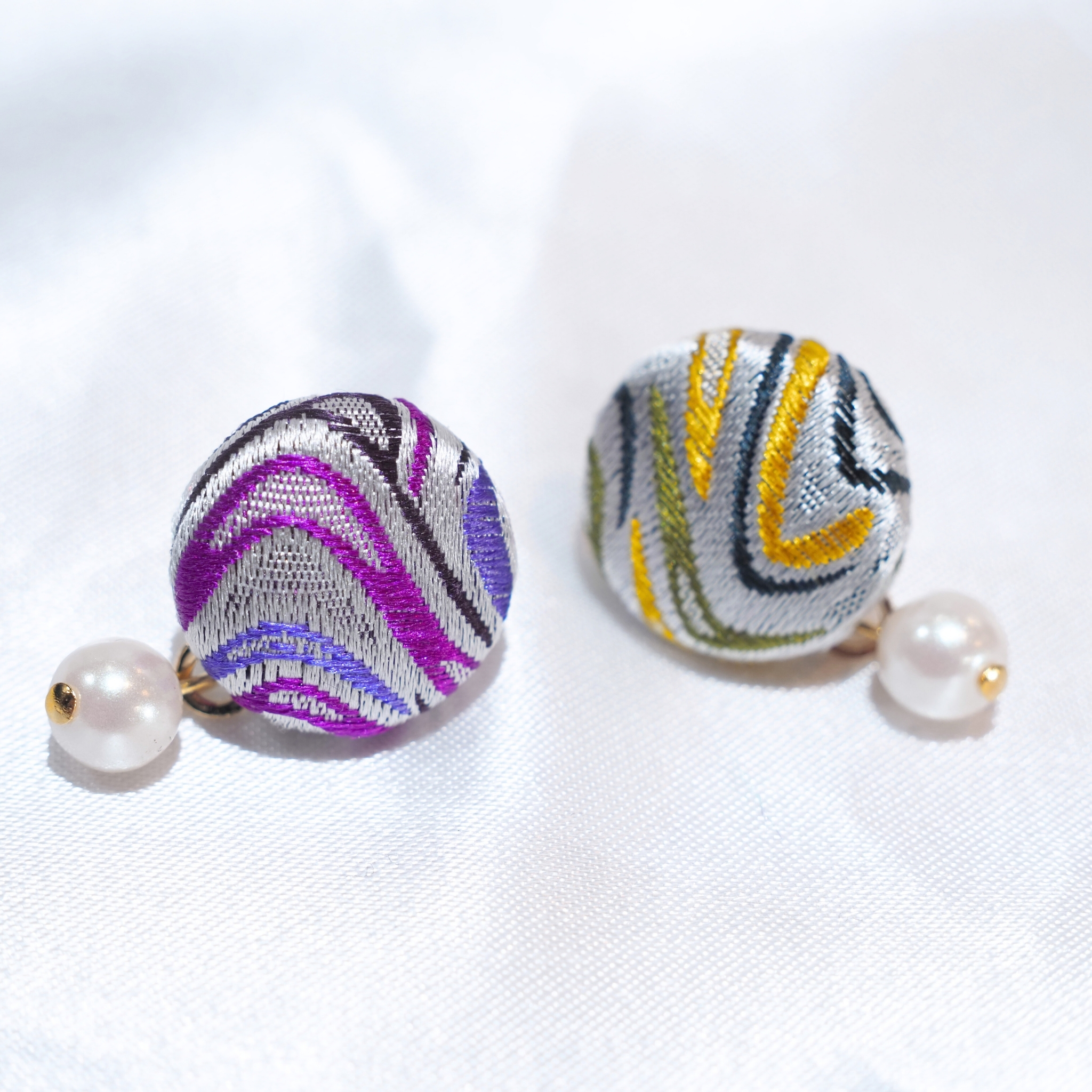 VANNERS SILK ピアス⑭