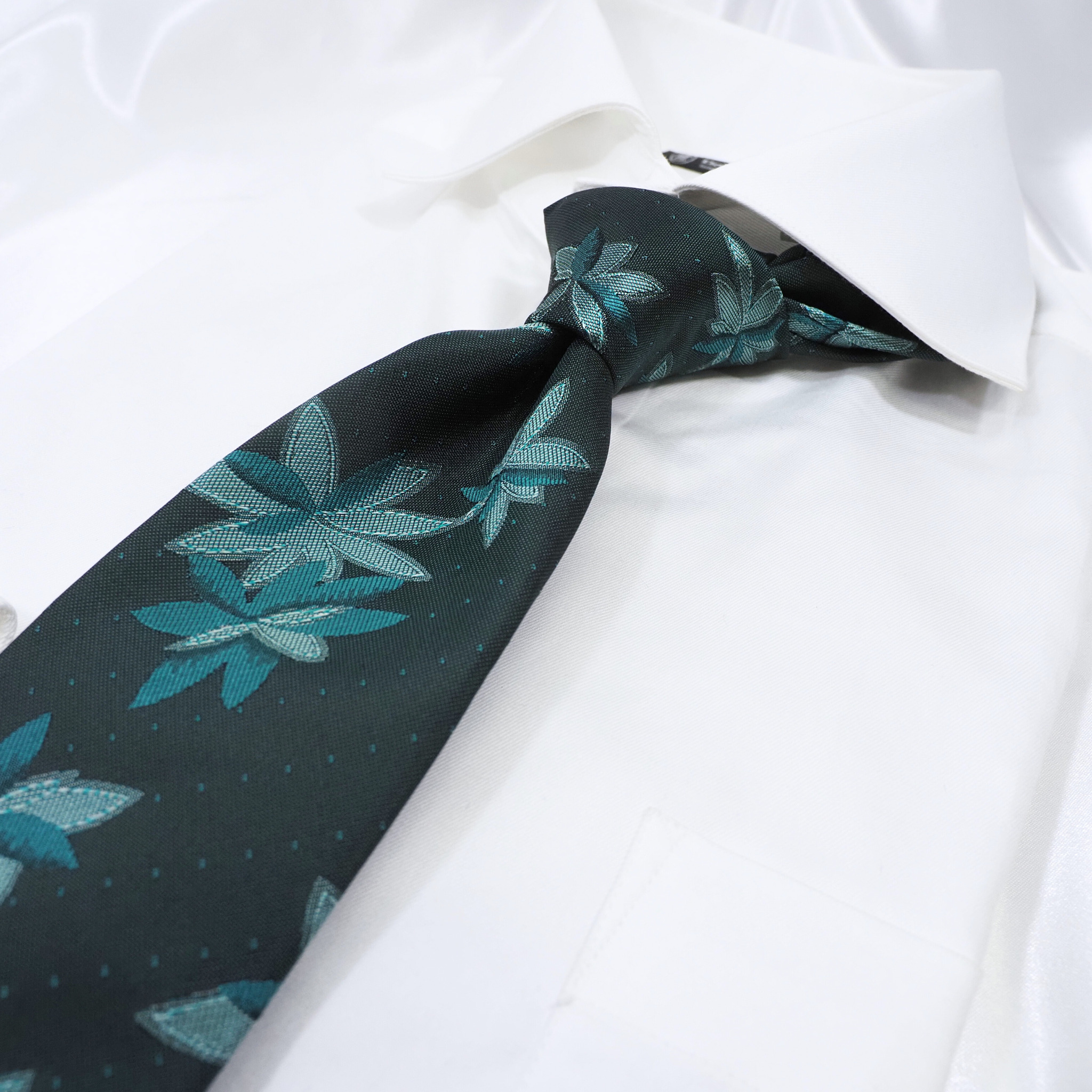 ゴールドネームタイ