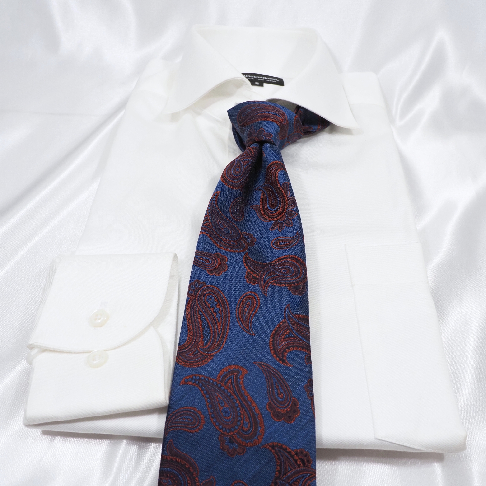 ブルーネームタイ