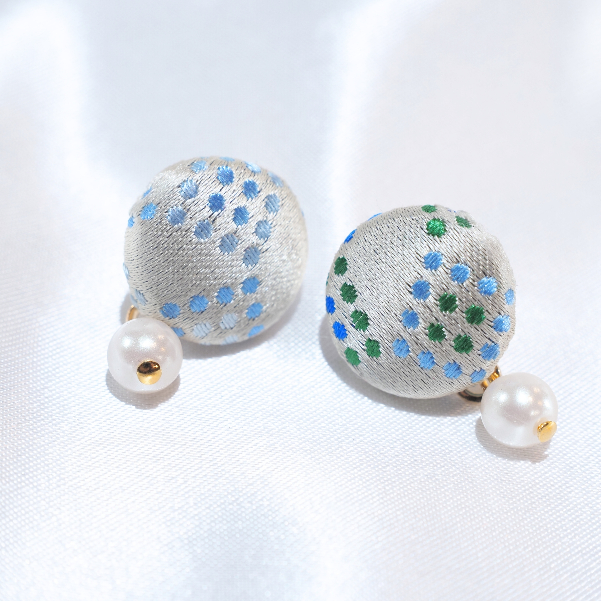 VANNERS SILK ピアス⑦