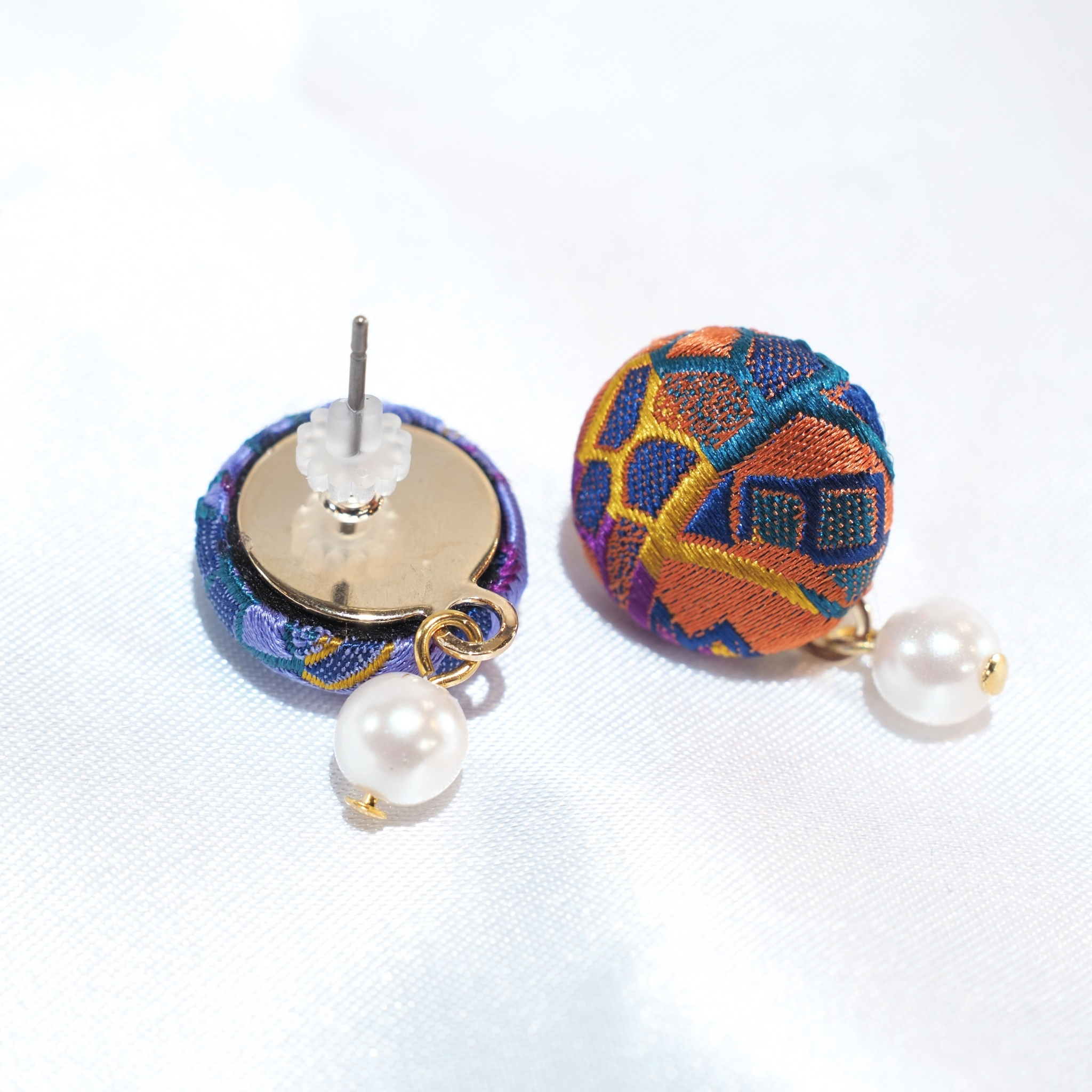 VANNERS SILK ピアス⑥