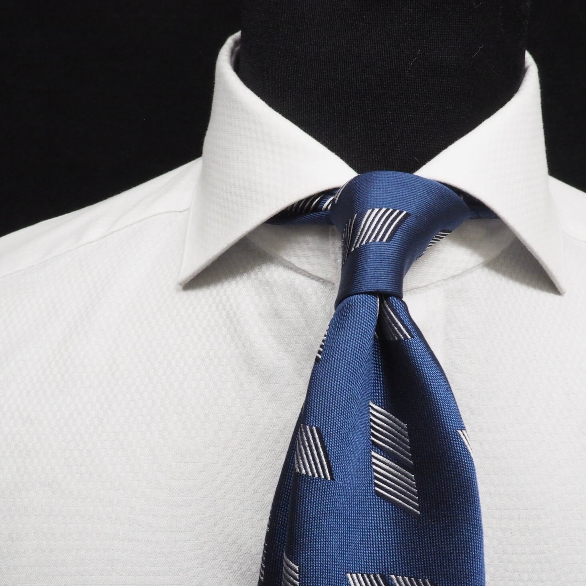 ブルーネームタイ