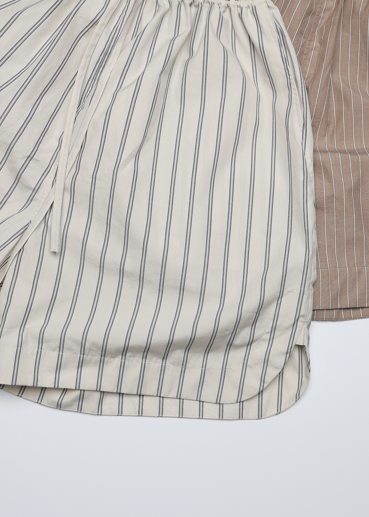 Supima Cotton Typewriter Stripe Short Pants サイズ: F, カラー: オフホワイト