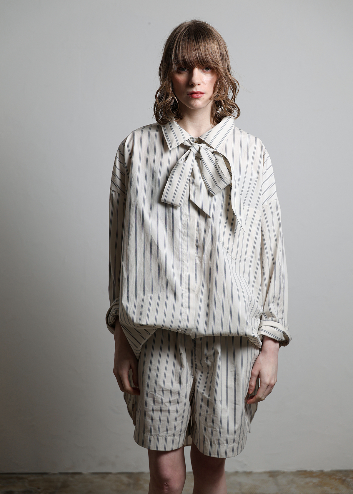 Supima Cotton Typewriter Stripe Big Shirts サイズ: F, カラー: オフホワイト