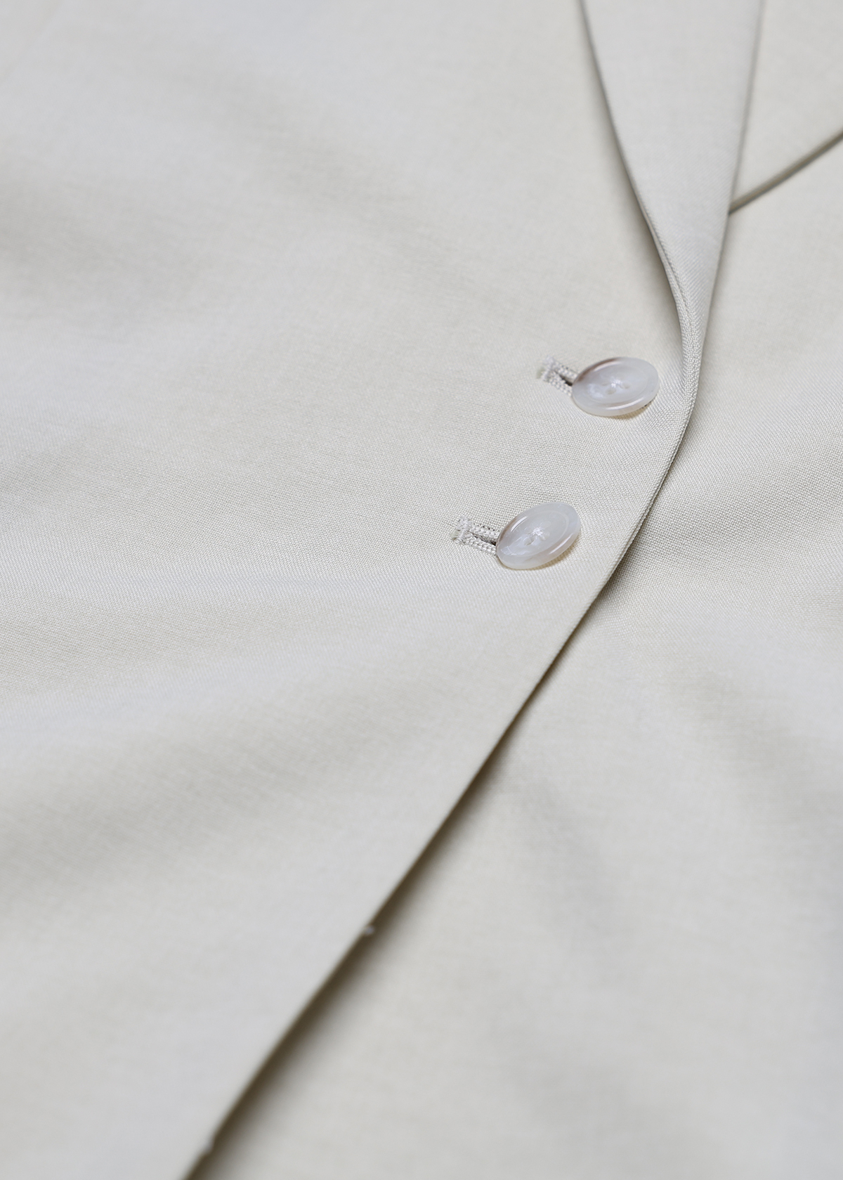 Matte Stretch Light Jacket サイズ: F, カラー: ベージュ