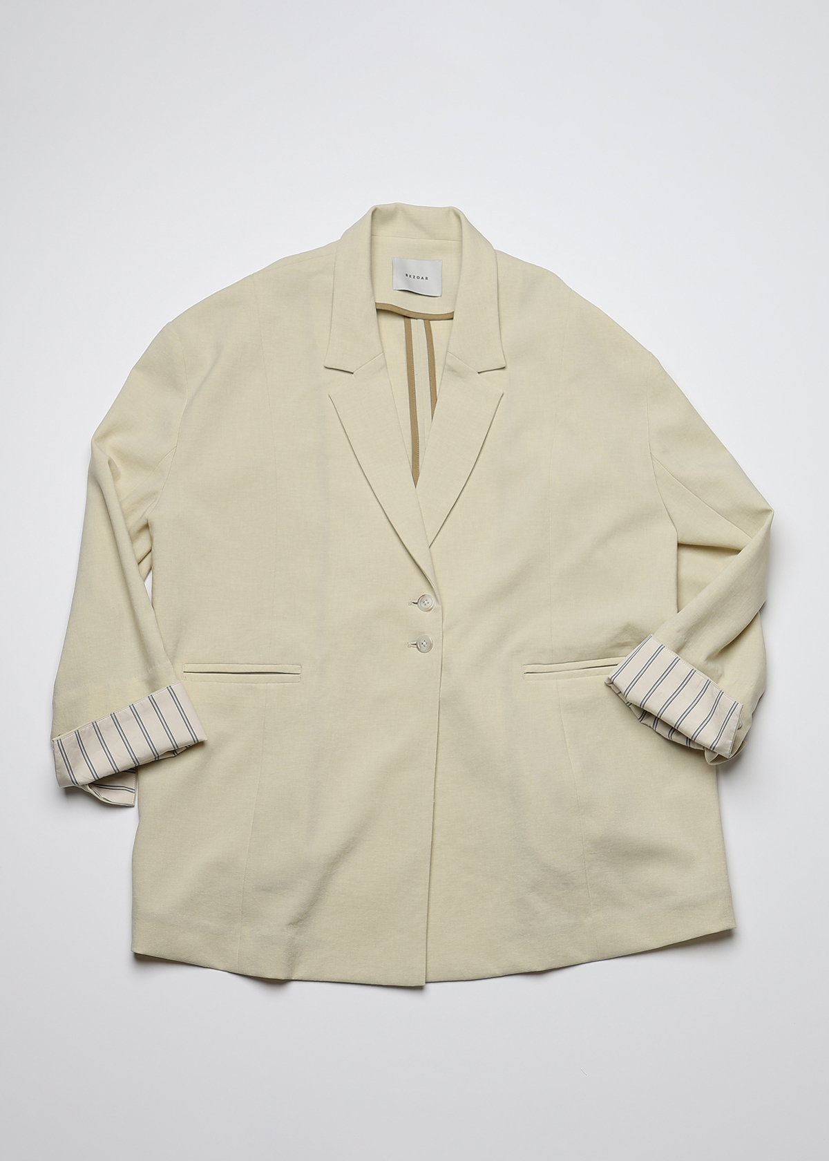 Matte Stretch Light Jacket サイズ: F, カラー: ベージュ