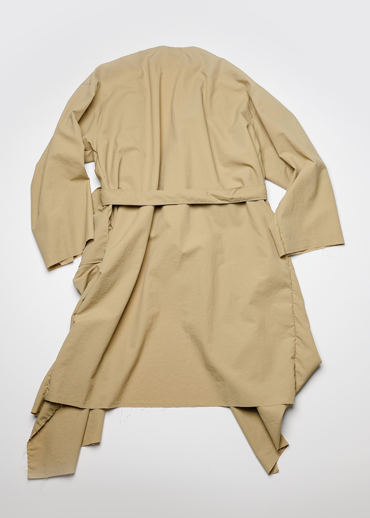 Water Repellent Nylon Atelier Coat サイズ: F, カラー: カーキ