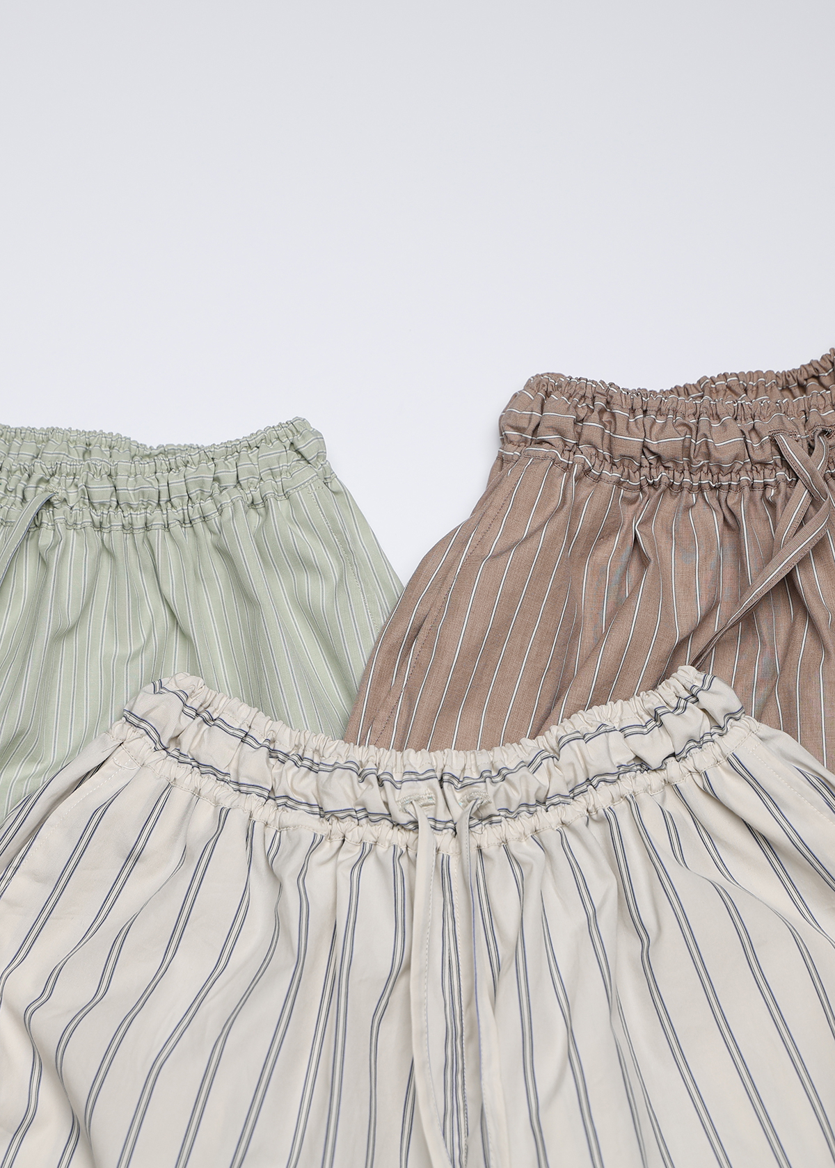 Supima Cotton Typewriter Stripe Short Pants サイズ: F, カラー: オフホワイト