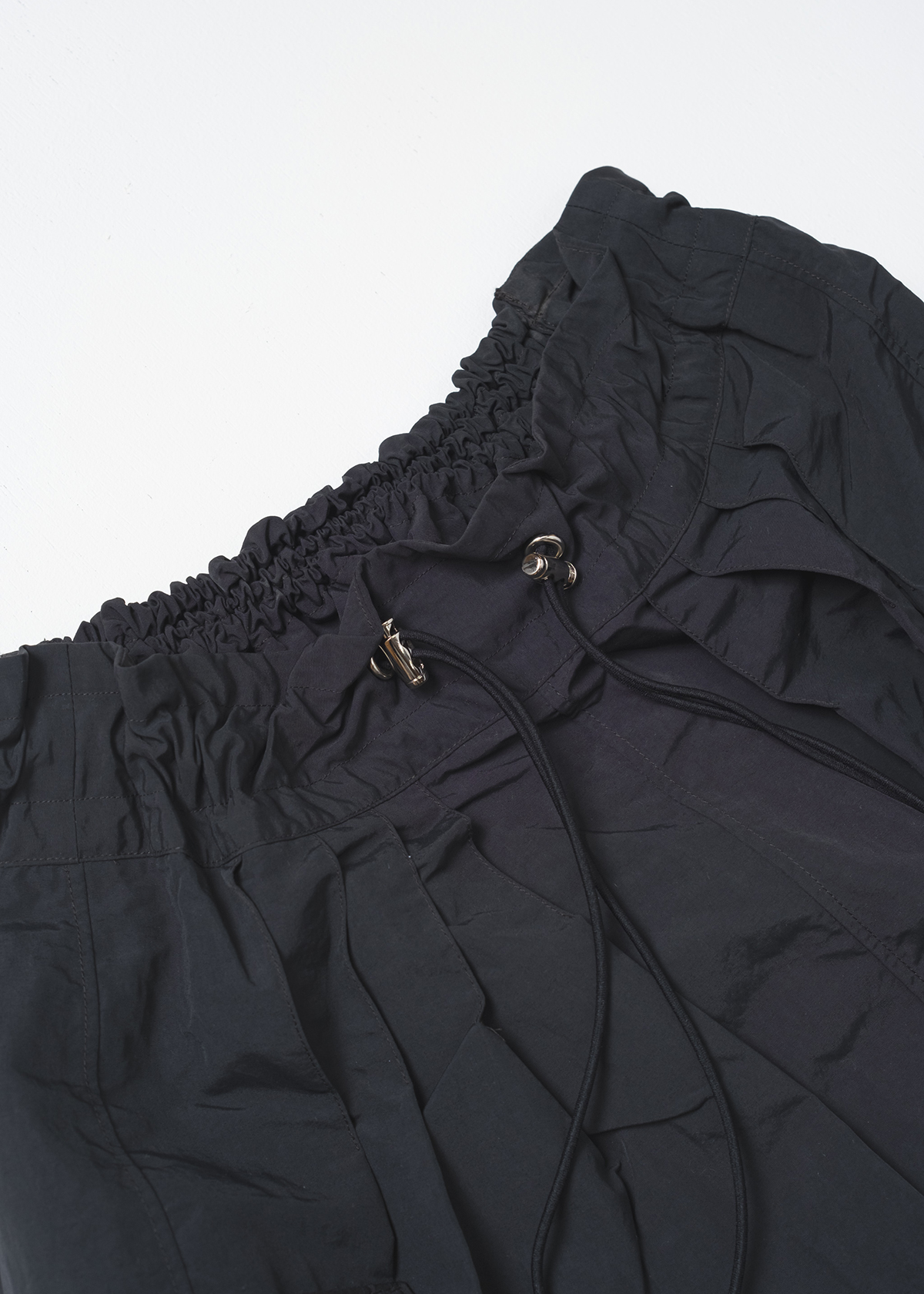 Nylon Cargo Pants サイズ: F, カラー: ブラック