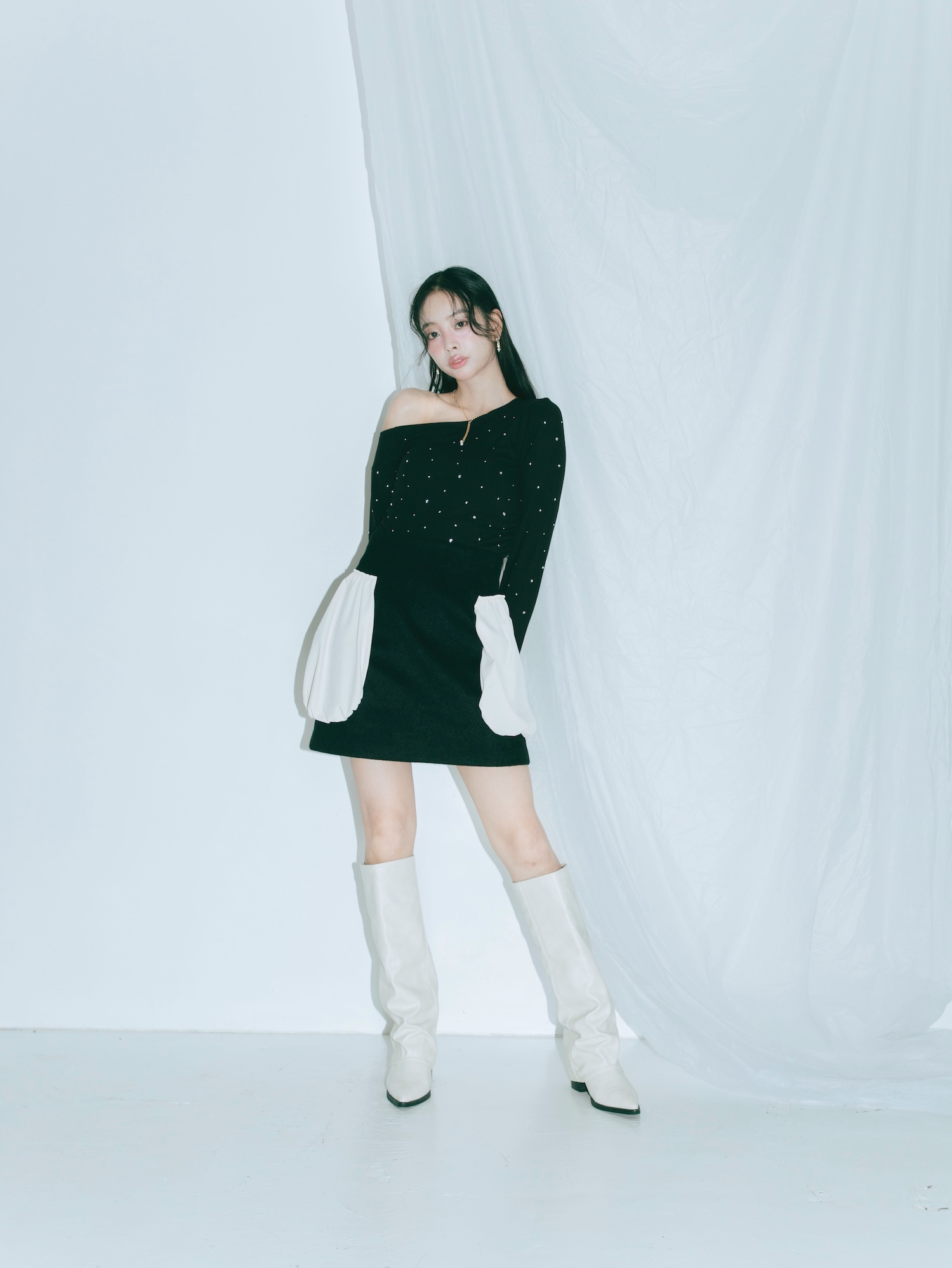 Bijou One Shoulder Cut Tops