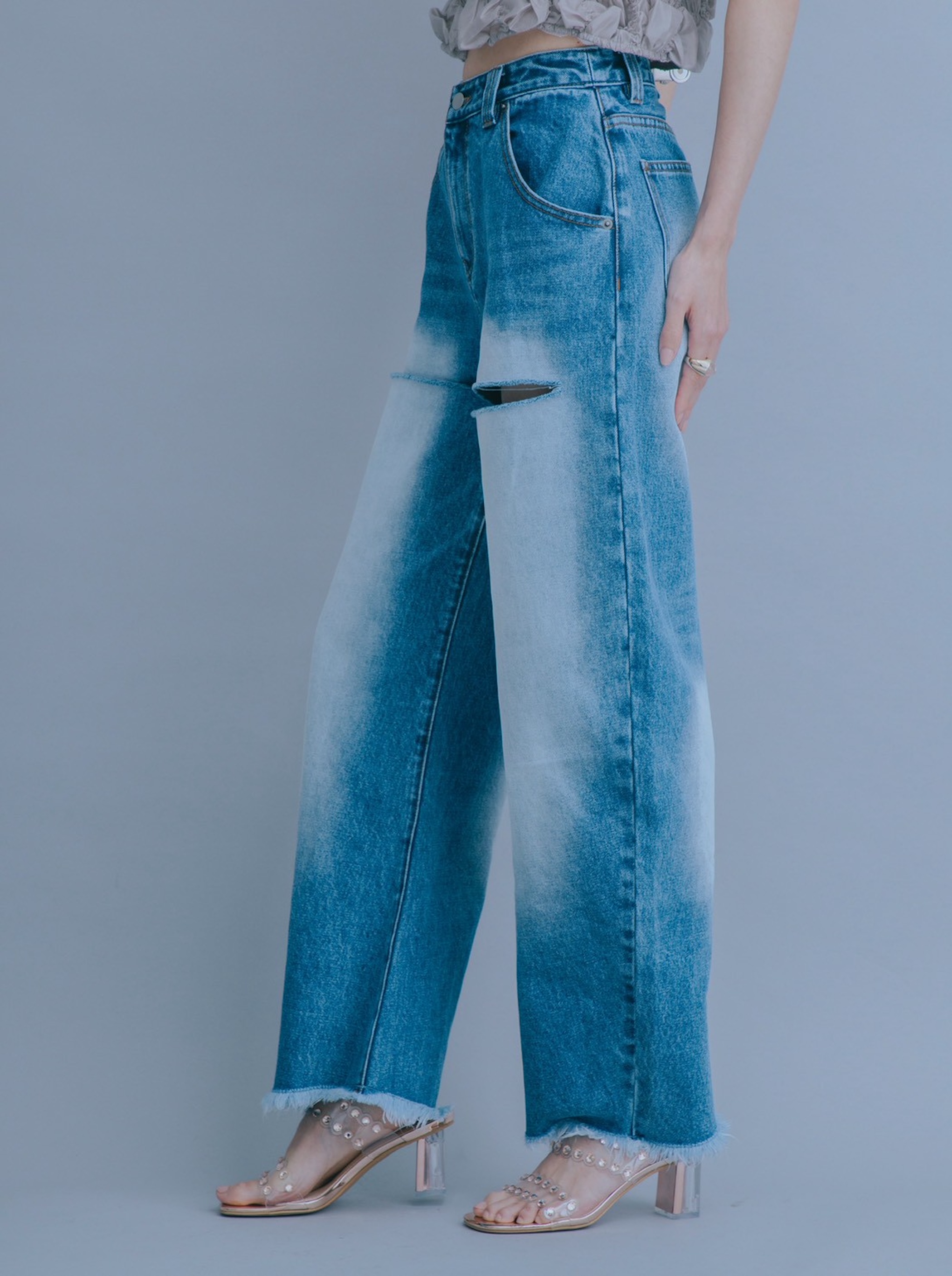 Slit Barrel Denim Pants