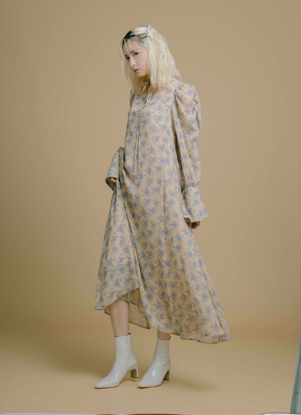 Crest Muse Dress 23'