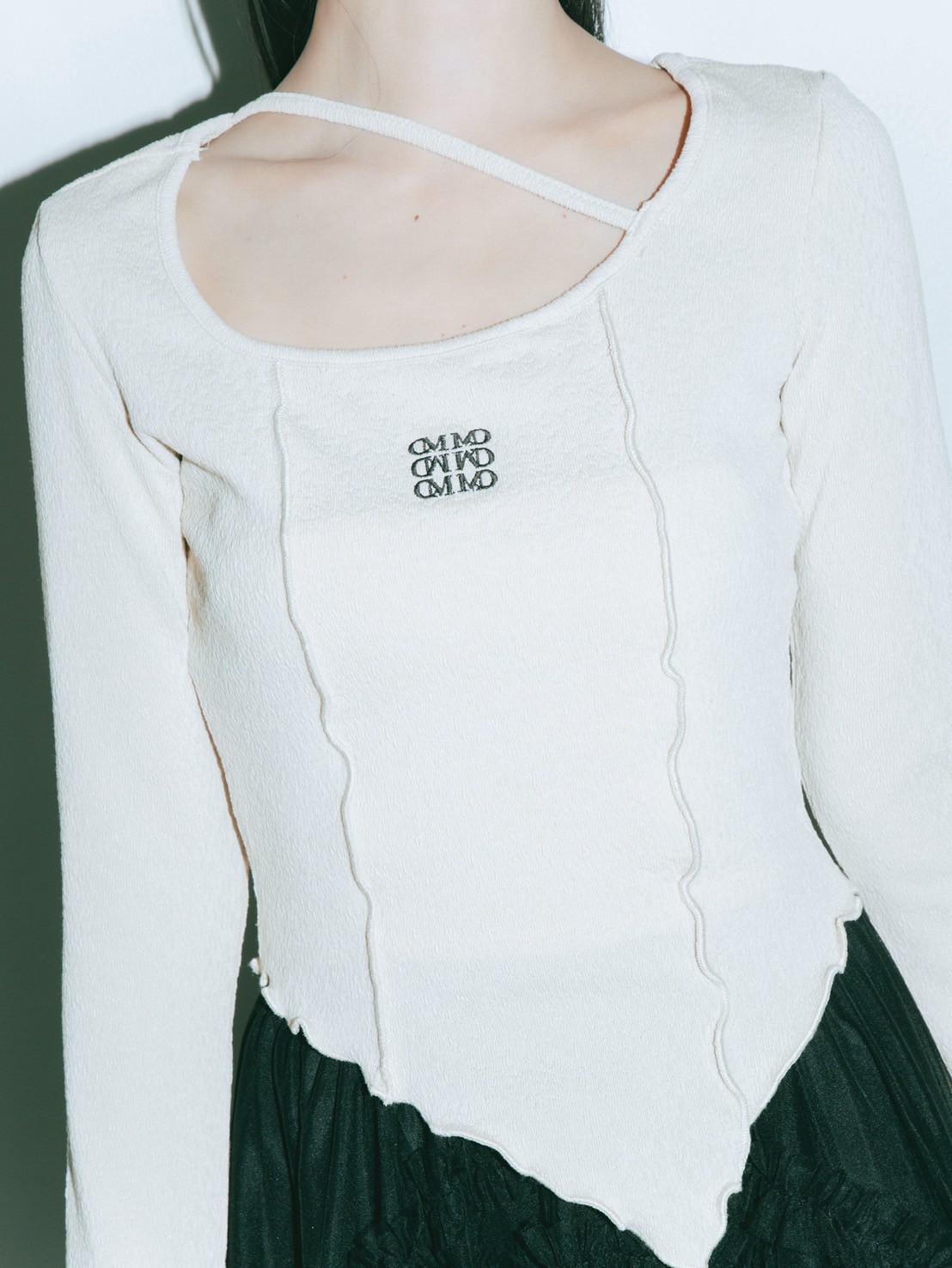 Asymmetry Hem Line Logo Tops