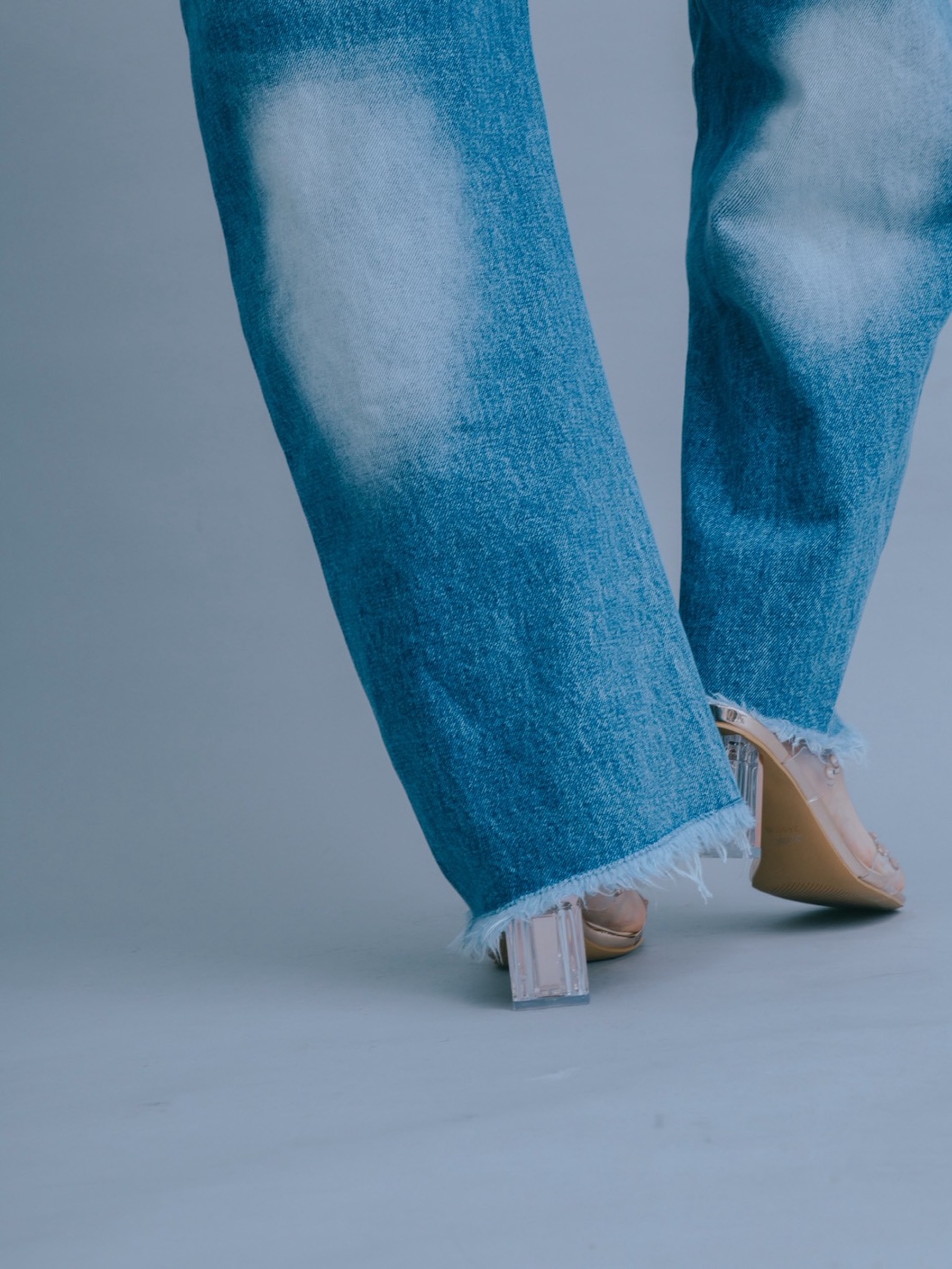 Slit Barrel Denim Pants