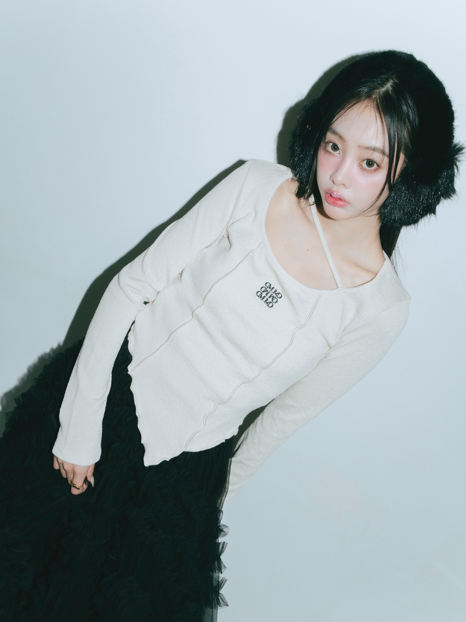 Asymmetry Hem Line Logo Tops