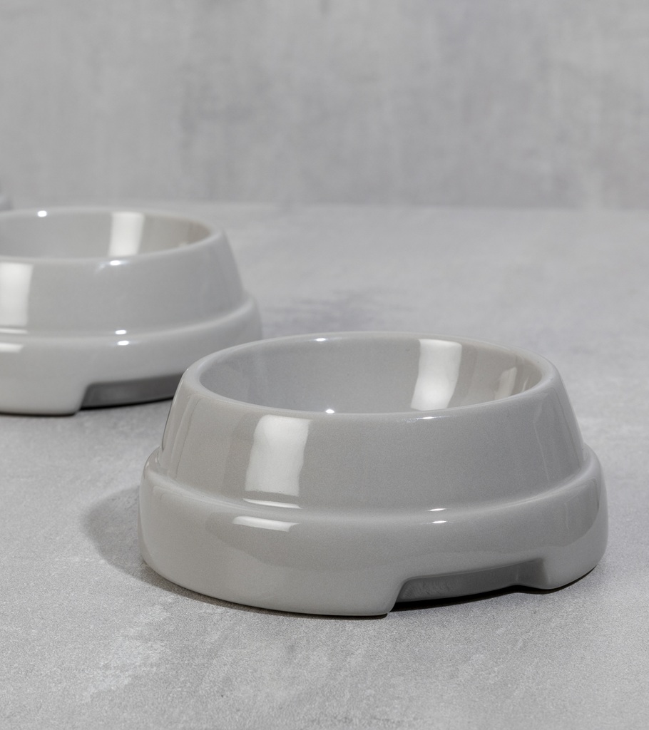 【2.8】SEBASTIAO - DOG BOWL 色: Warm grey, ボウル: S 15 cm