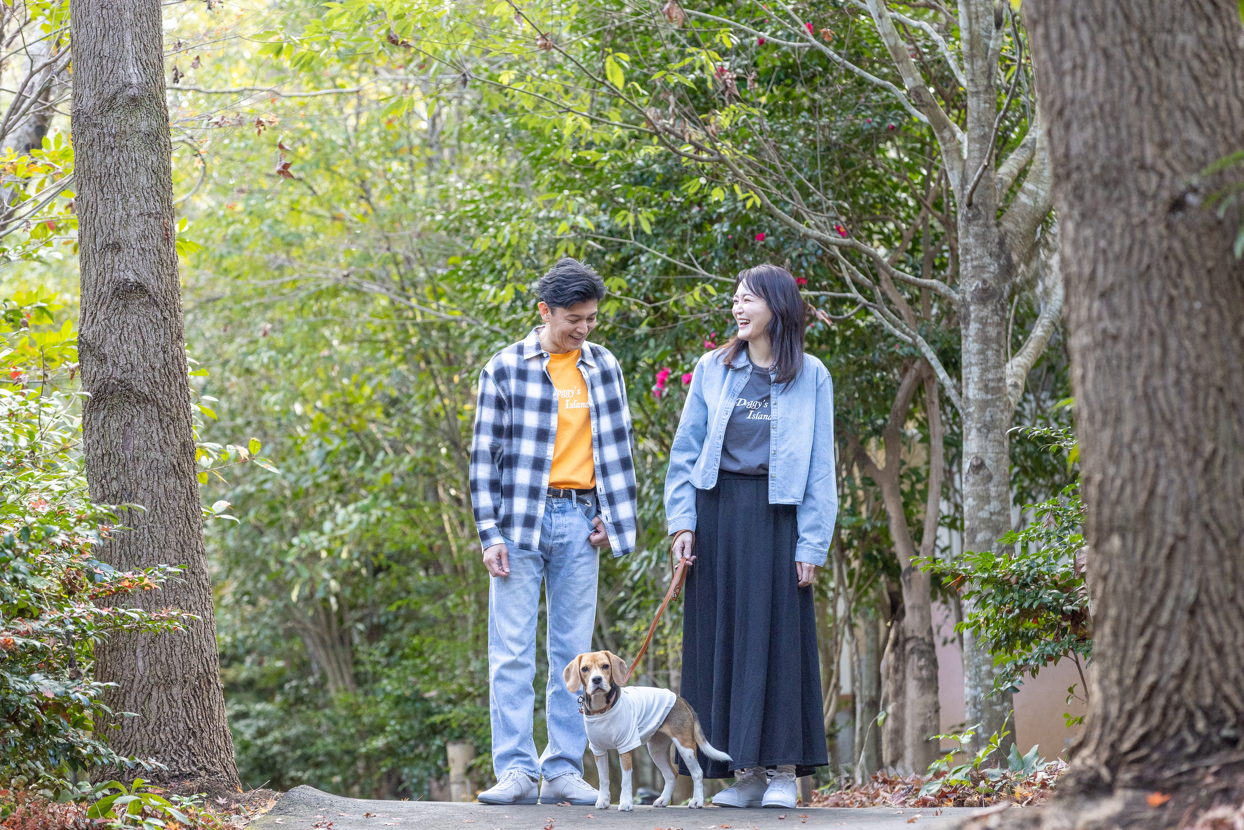 【FIRST】メッセージTシャツ　WONDERFULLIFE　DOG 色: WHITE, サイズ: S