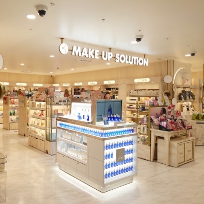 メイクアップソリューション 新宿