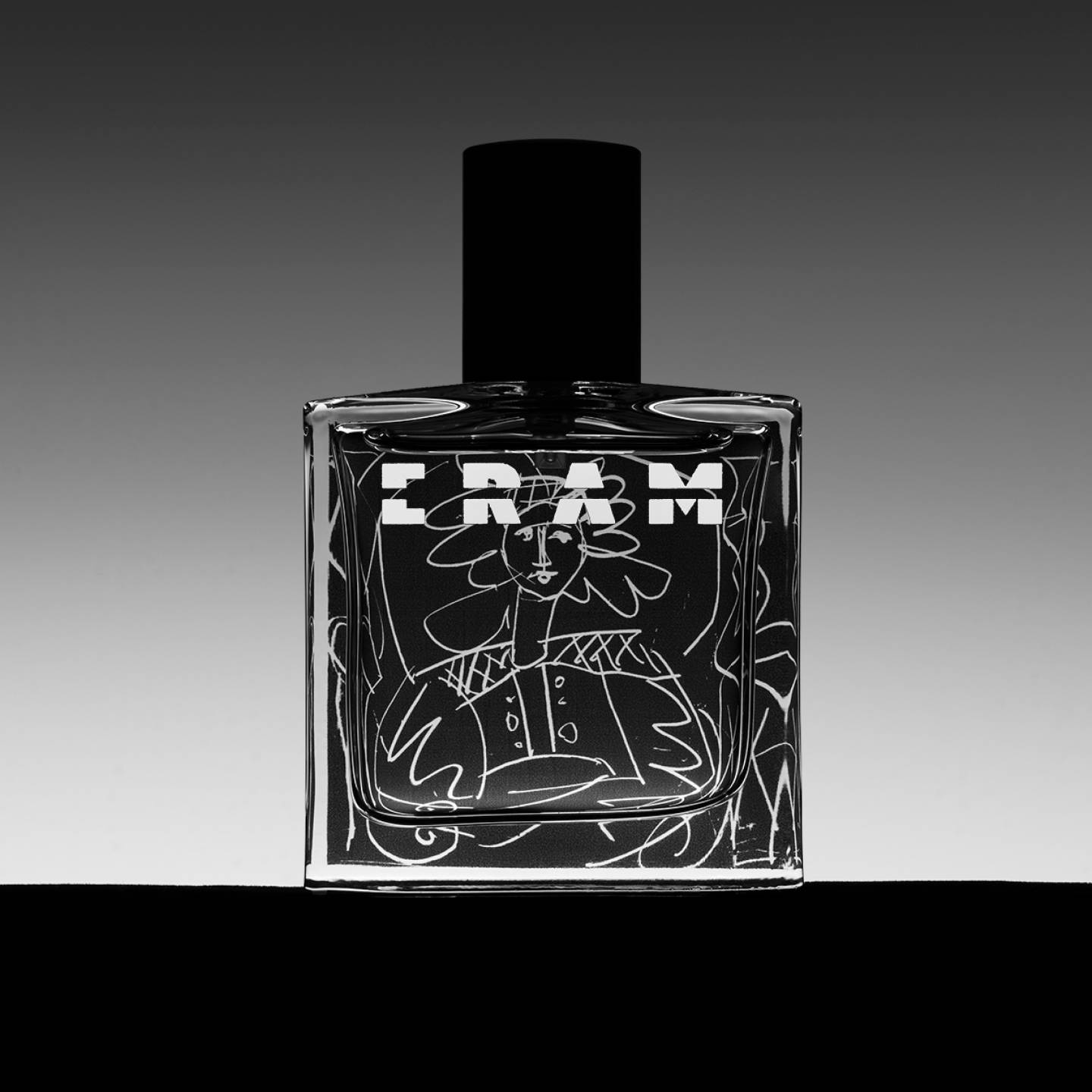 夢 中 | ERAM（エラム） 自分勝手に香りを楽しむ、 “感性”が味方