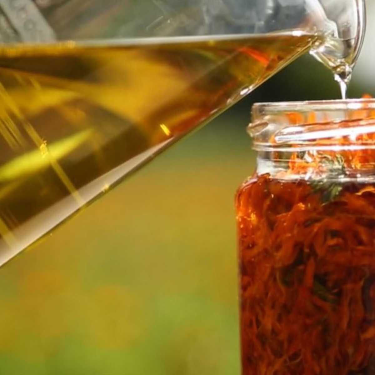 インフューズドオイル（浸出油）