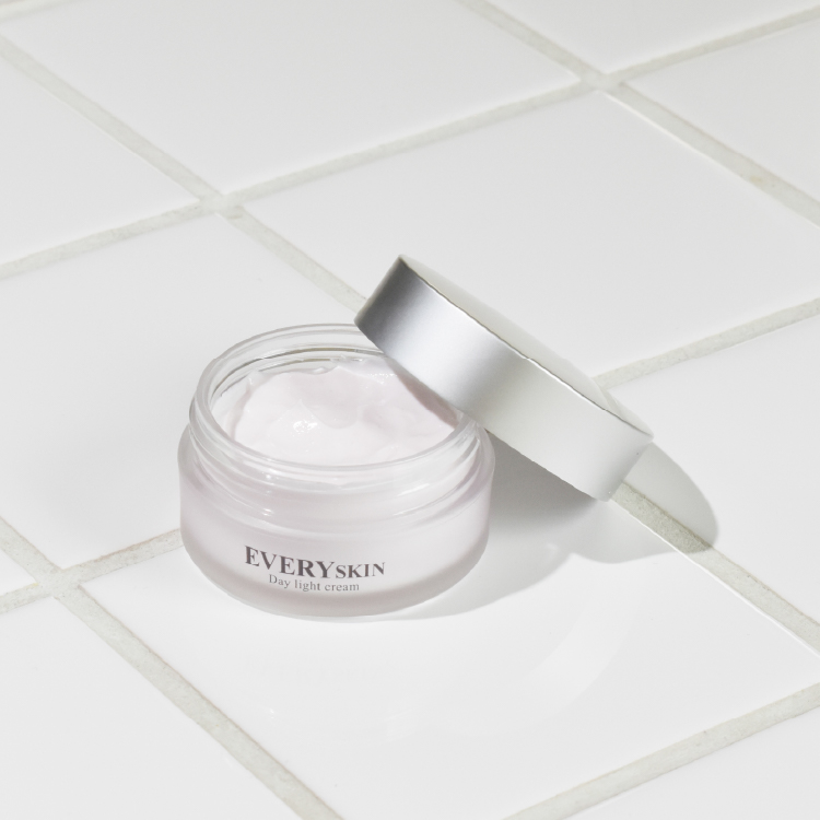 EVERYSKIN デイミルク 50ml 日本製 EVERYSKIN