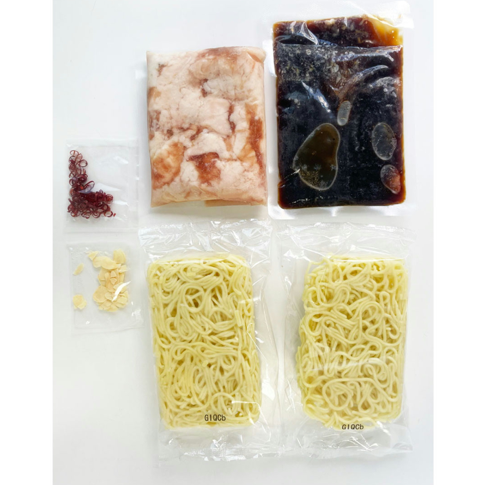 ファディ 国産牛もつ鍋セット（2～3人前） 約802g