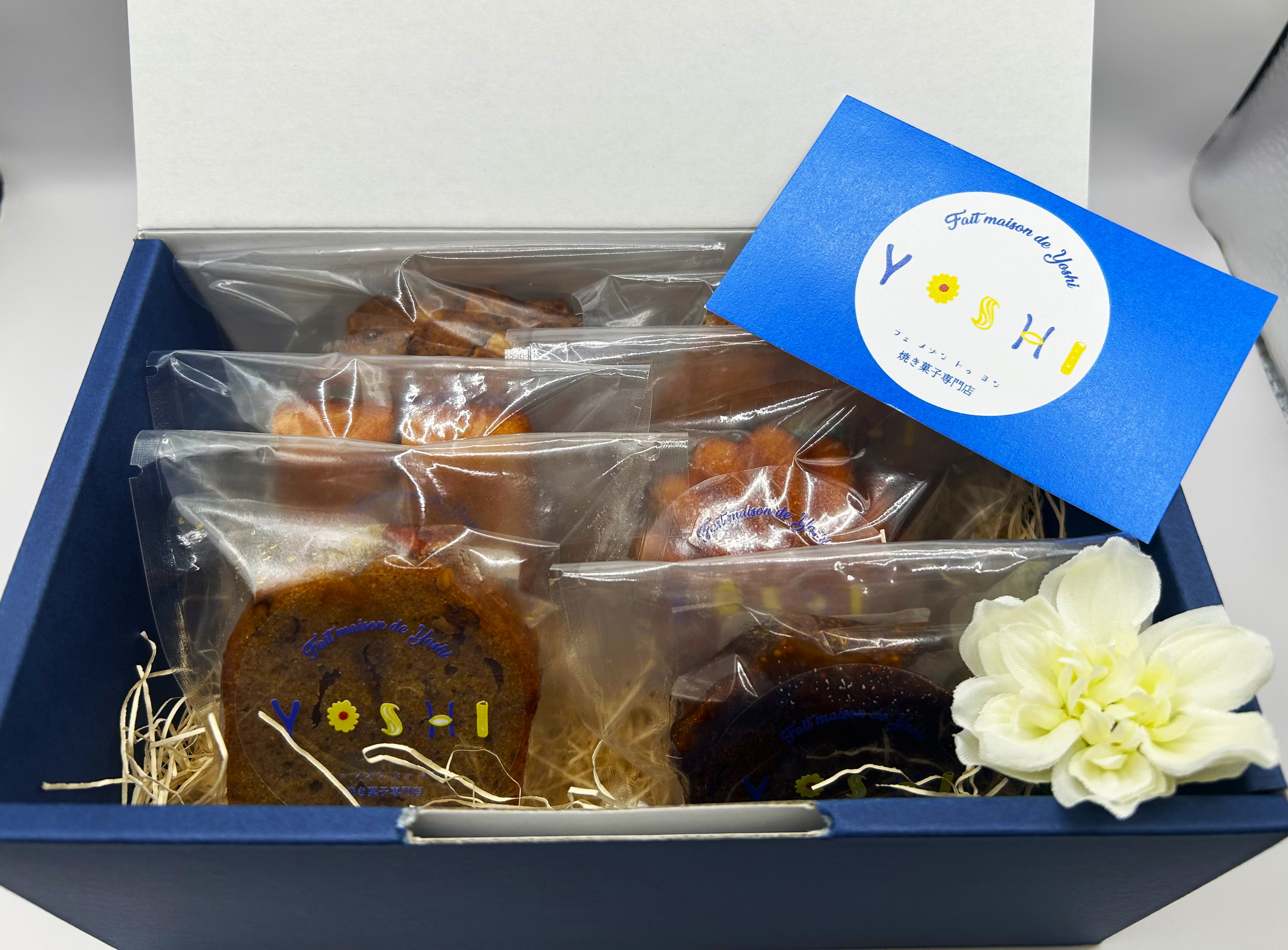 ６種焼き菓子詰め合わせギフト（Assortiment de 6 types de gâteau）