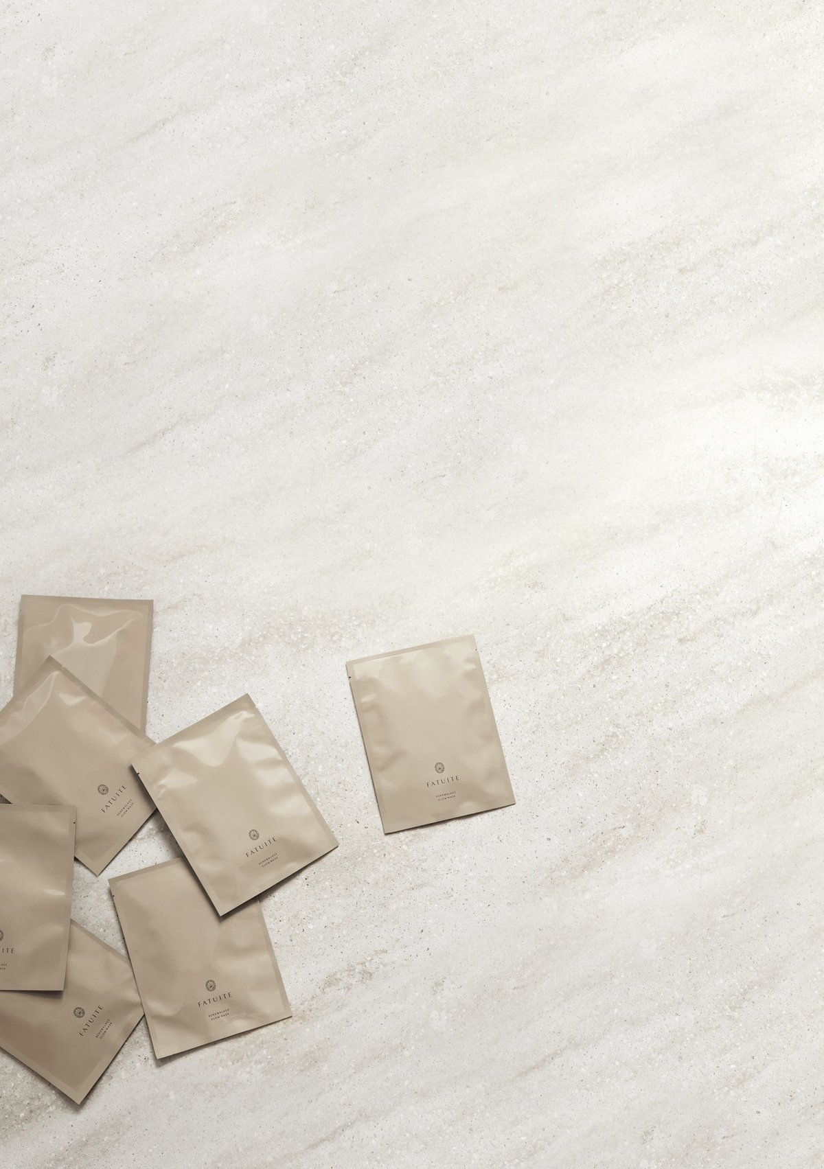 リニューアレイジ グロウマスク (2枚入り)