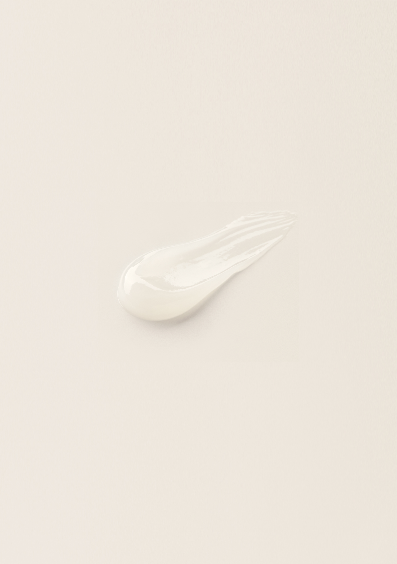 ブライテスト リップエッセンス