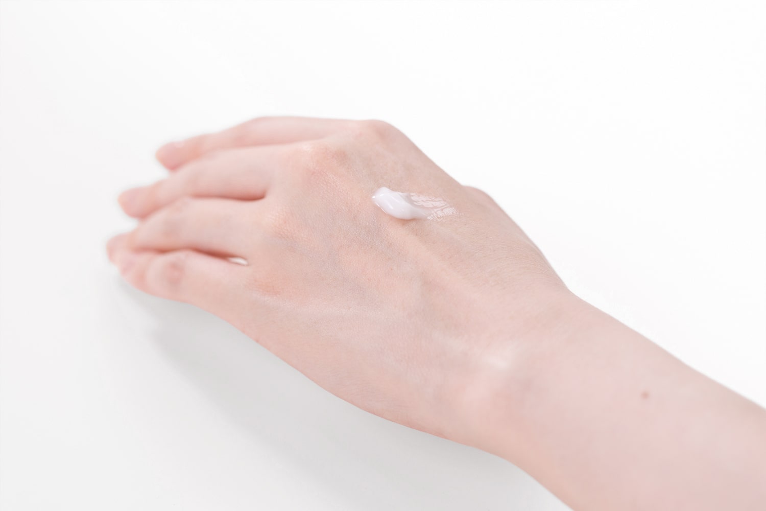 ESSENCE CREAM