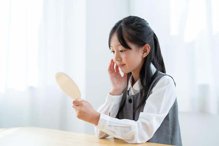 こども・思春期のゆらぎ肌とは？赤ら顔や敏感肌の原因