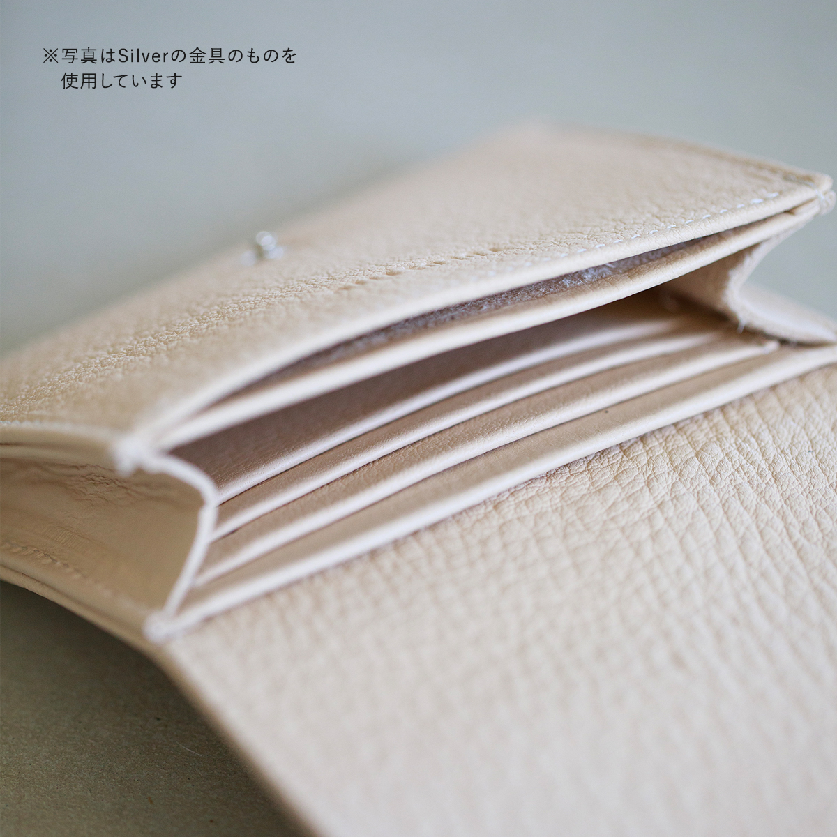 ジビエ コンパクトウォレット Linen（リネン） 金具カラー: ゴールド