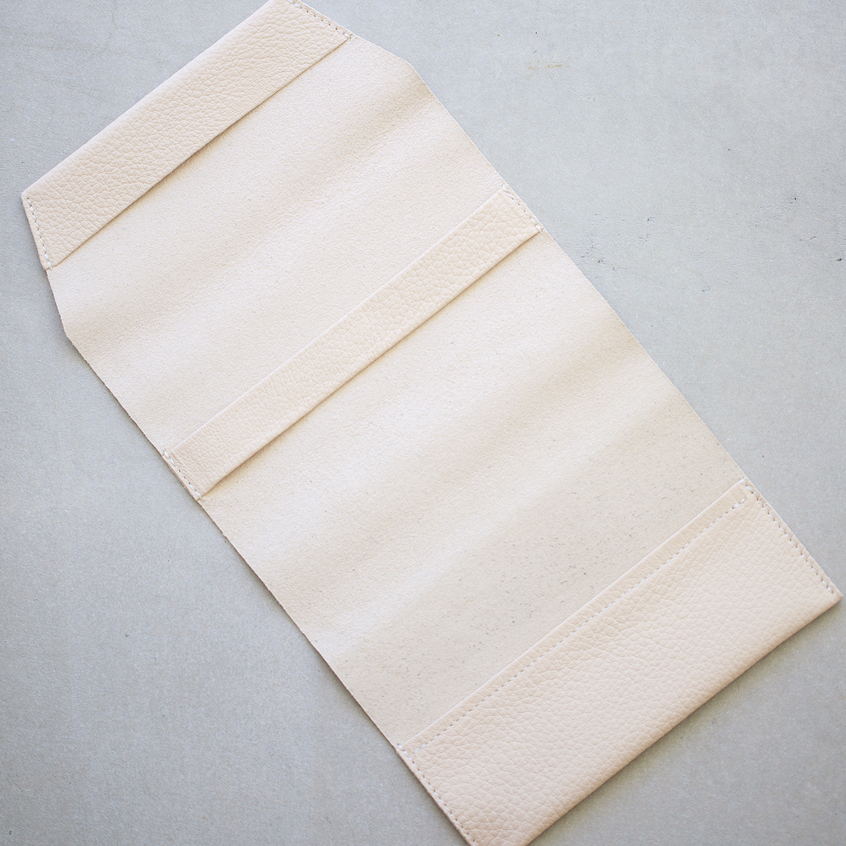 ジビエ ブックカバー Linen（リネン） カバーサイズ: 文庫本サイズ