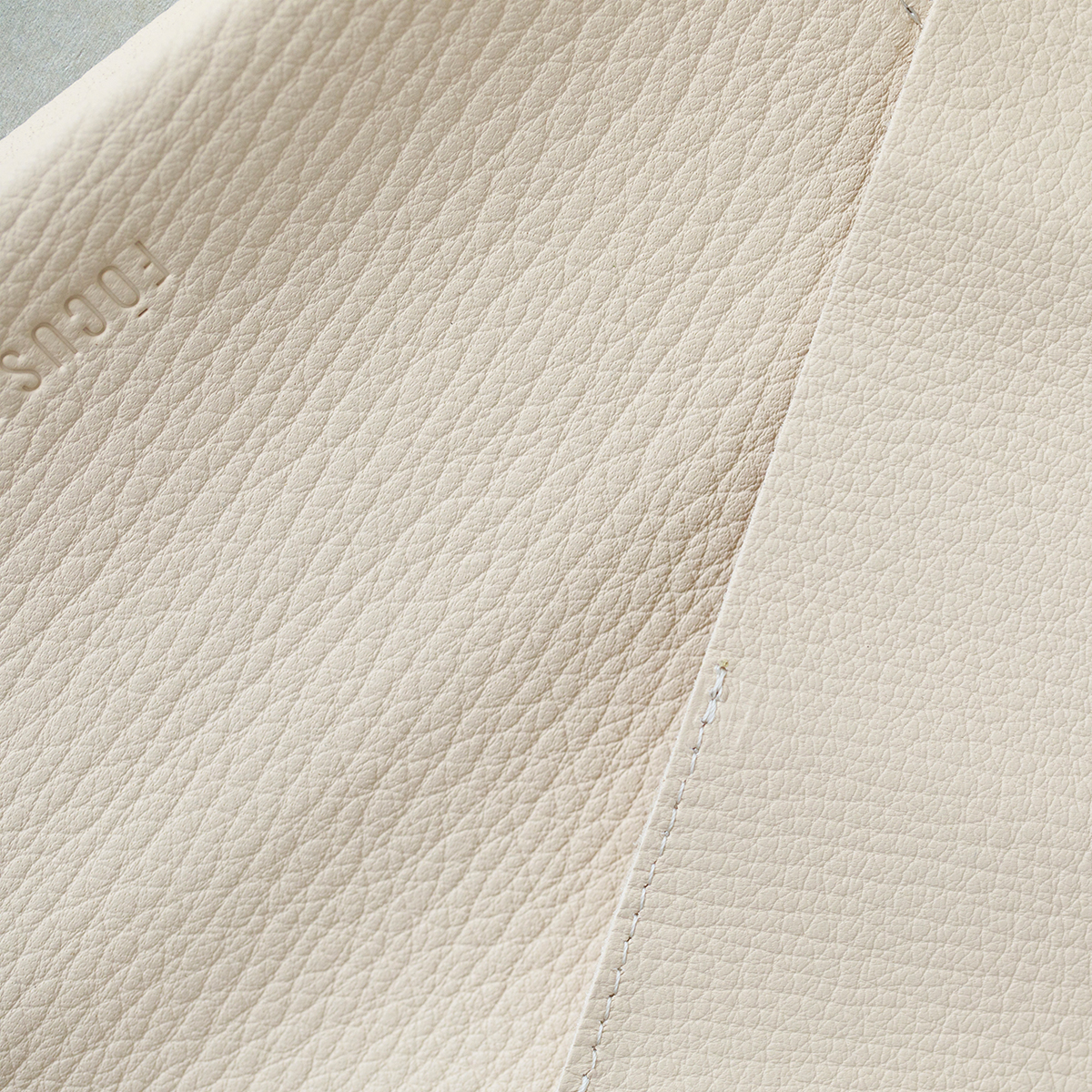 ジビエ ブックカバー Linen（リネン） カバーサイズ: 文庫本サイズ